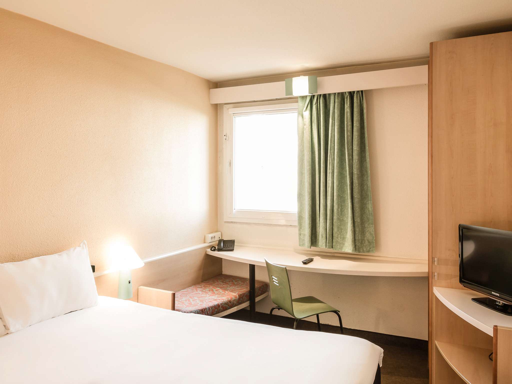 Photo - Hotel ibis Evora
