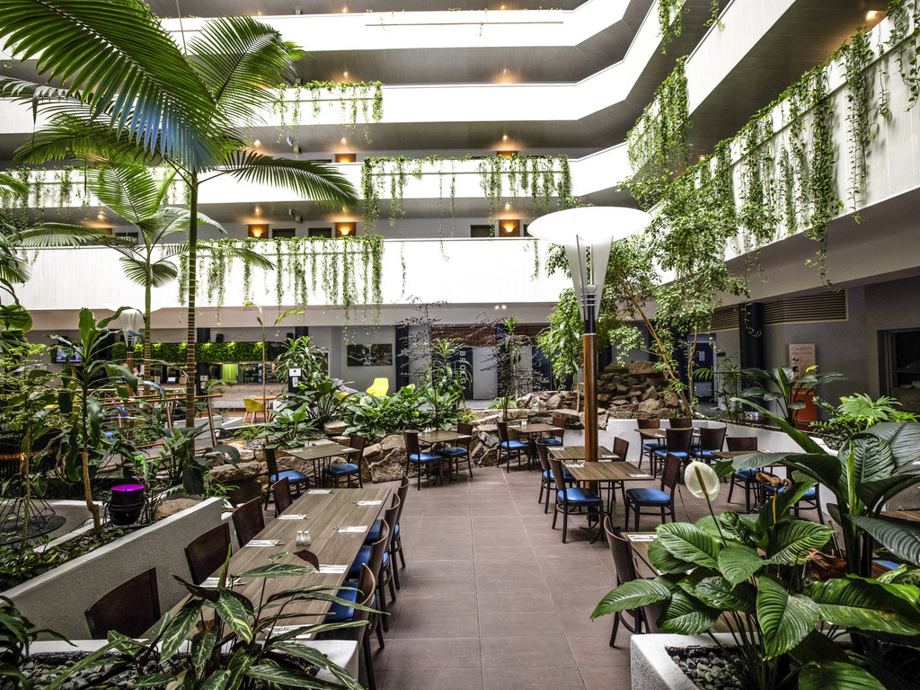 Zest Restaurant Darwin Restaurants By Accor