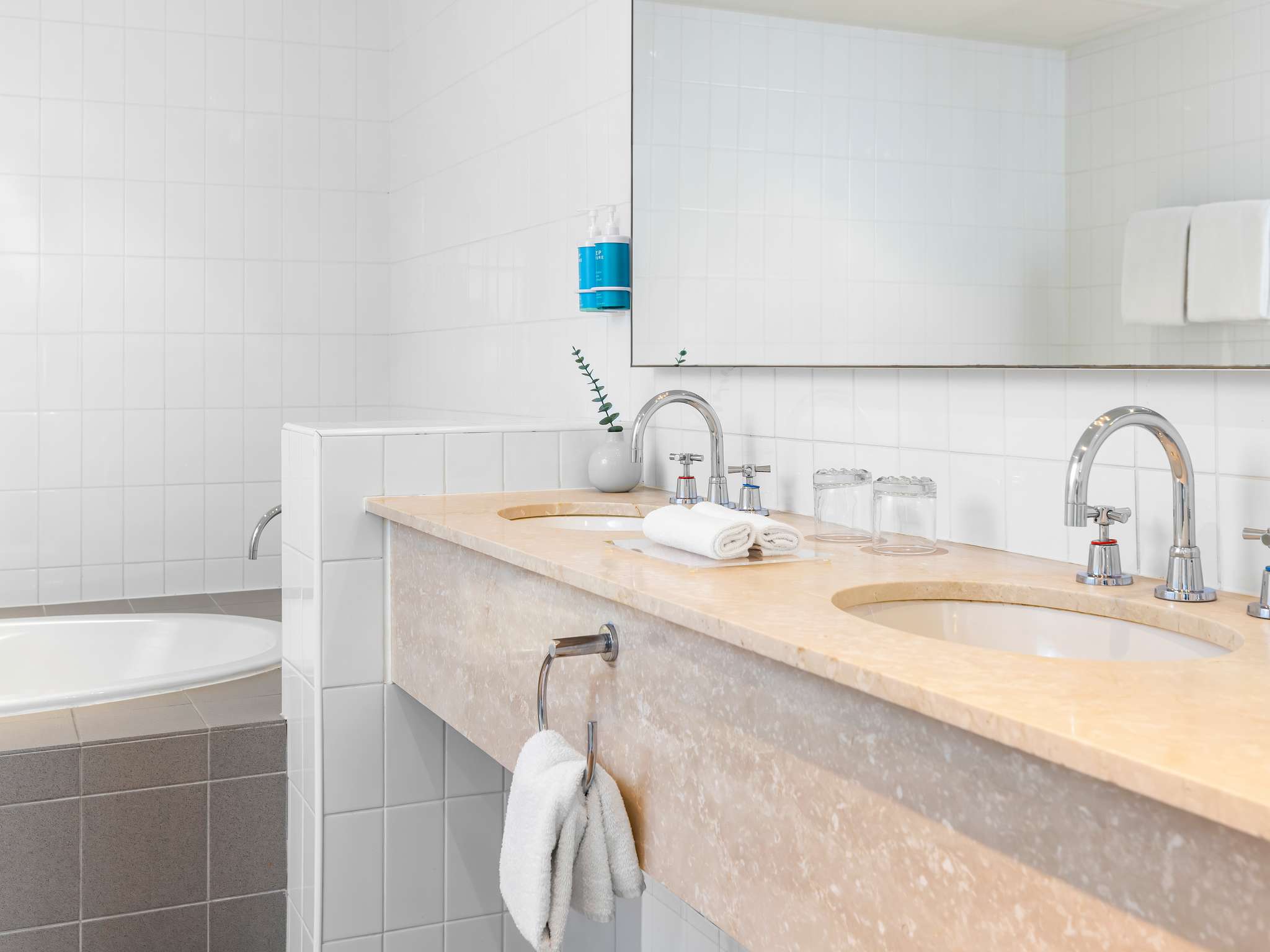 Photo - Novotel Perth Langley