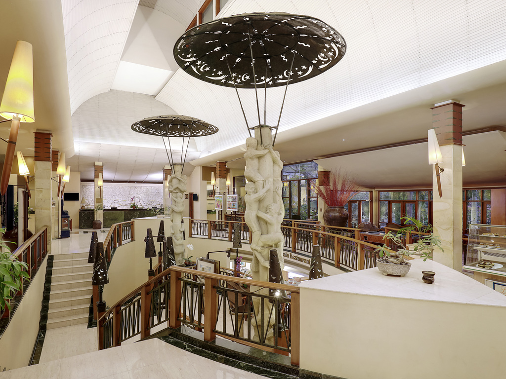 Novotel Surabaya - Hotel & Suites - Image 2