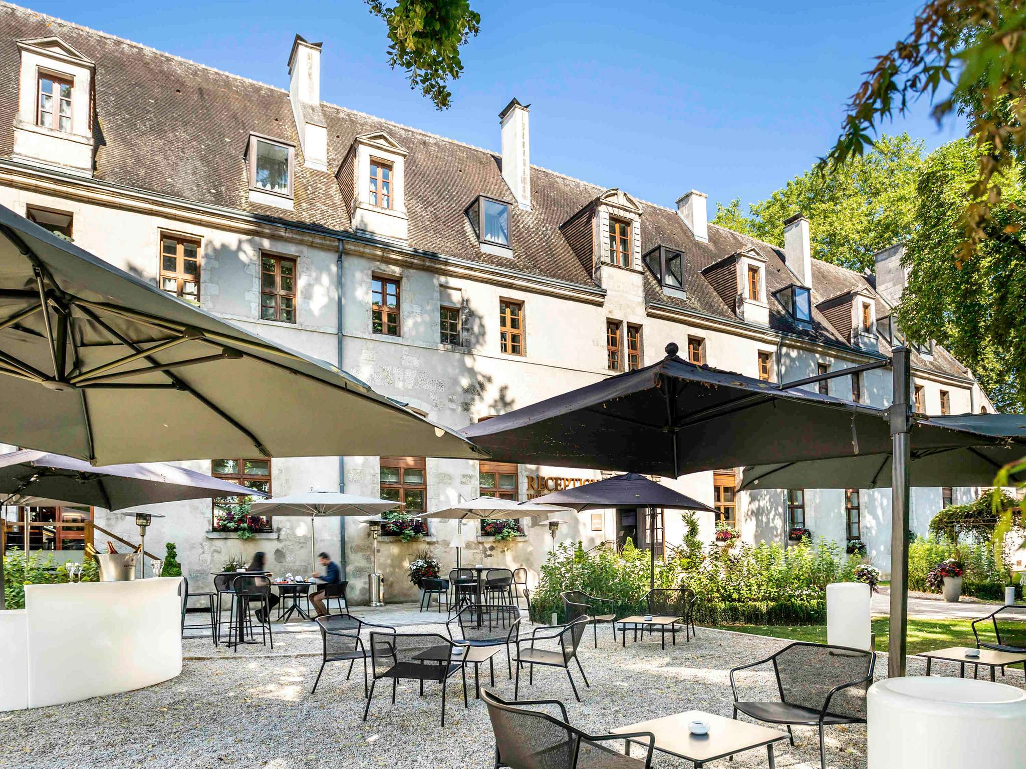 Photo - Hotel De Bourbon Grand Hotel Mercure Bourges