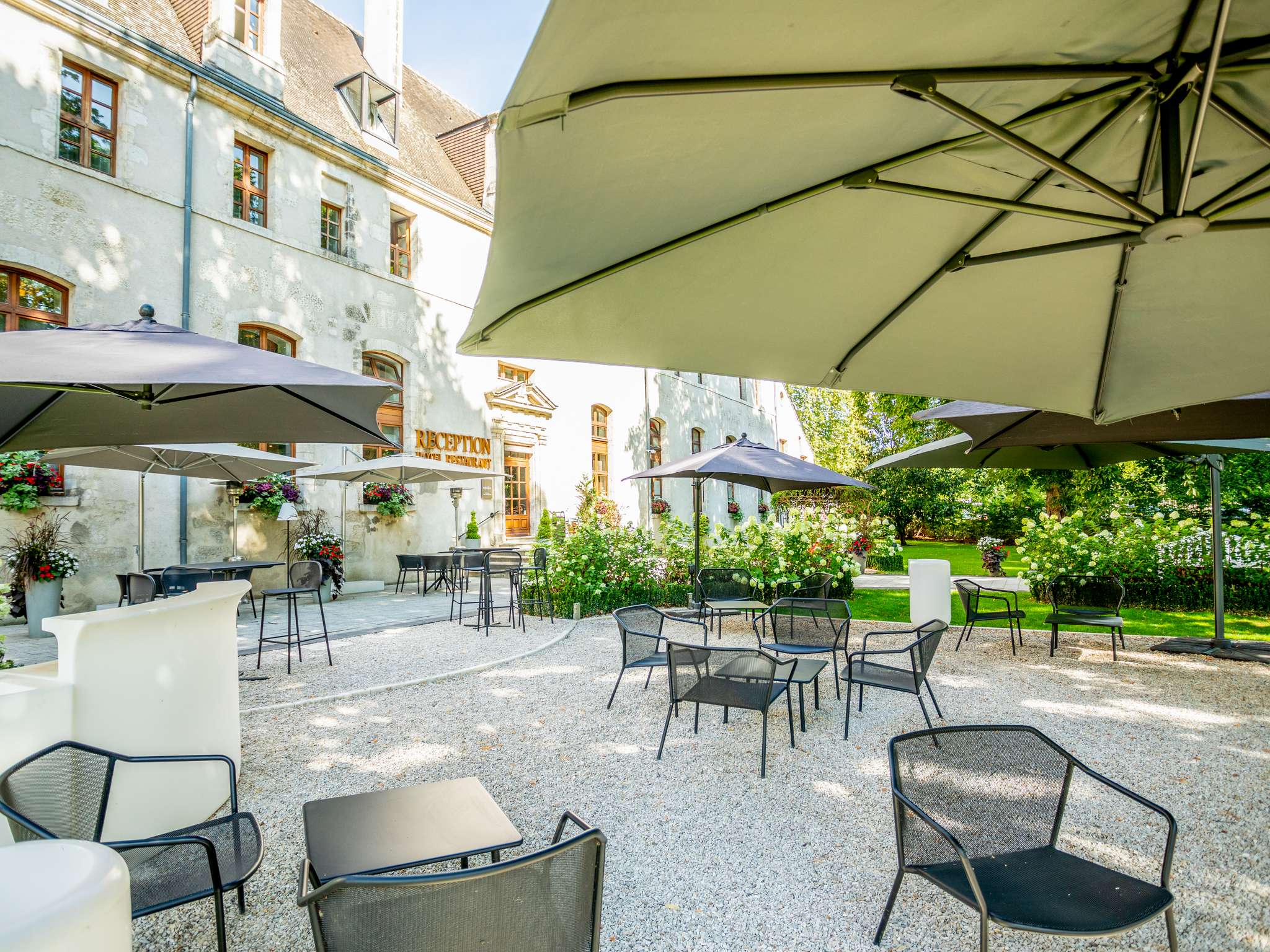 Photo - Hotel De Bourbon Grand Hotel Mercure Bourges