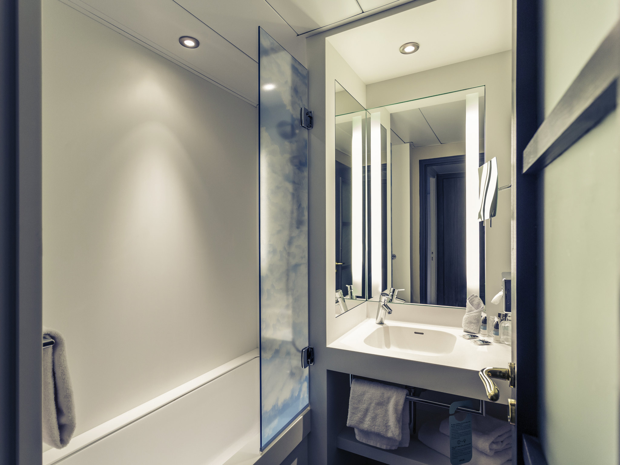 Photo - Hotel De Bourbon Grand Hotel Mercure Bourges