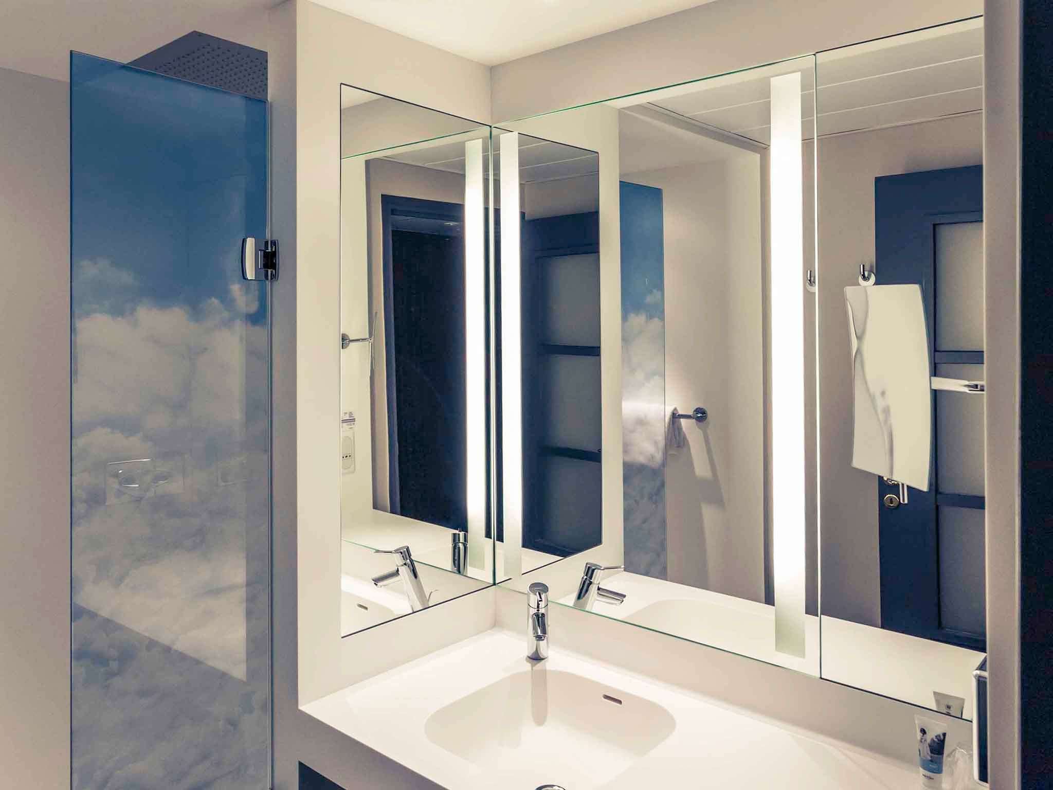 Photo - Hotel De Bourbon Grand Hotel Mercure Bourges