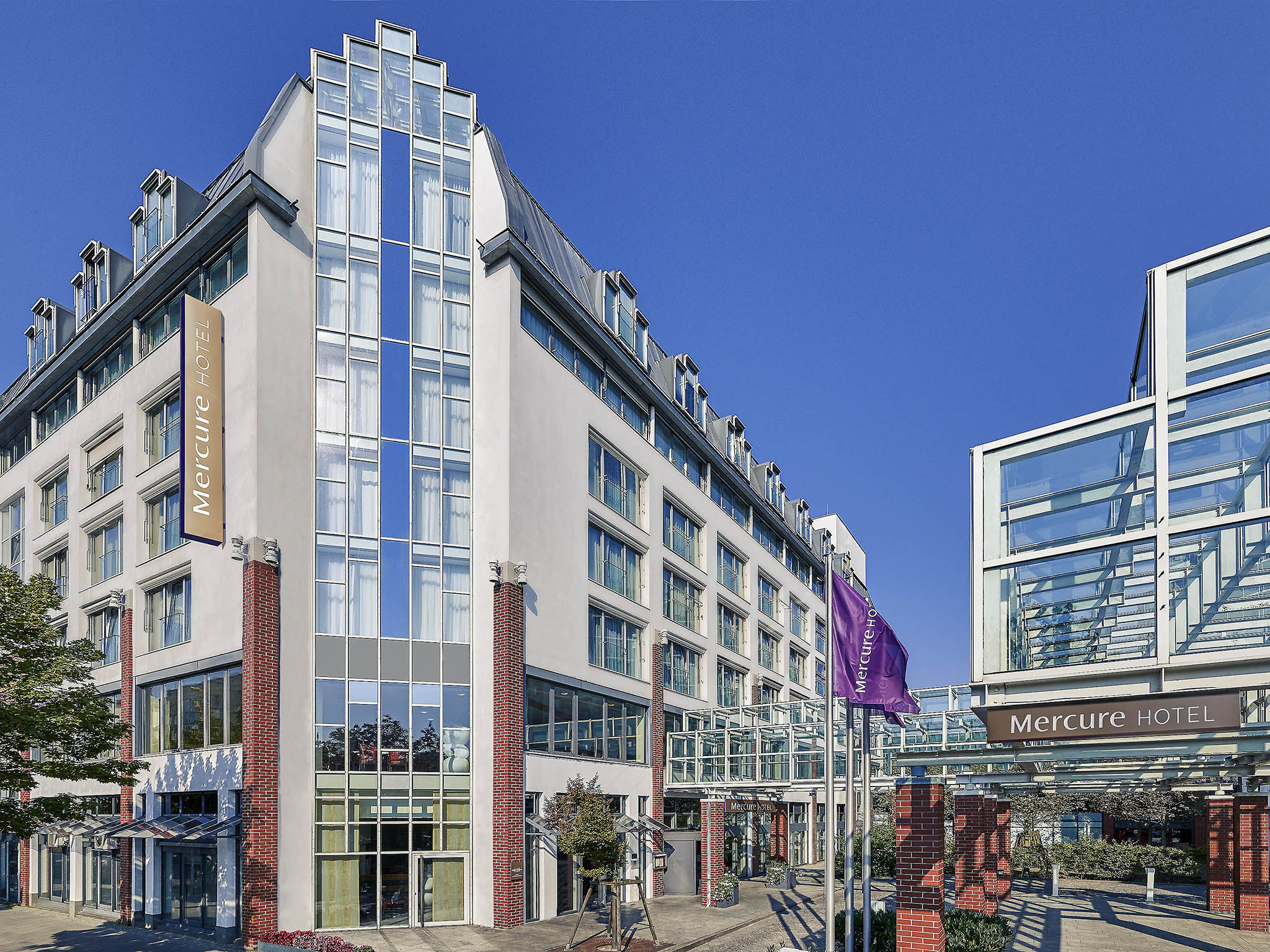 Mercure Hotel Berlin Tempelhof Airport. Book online now!