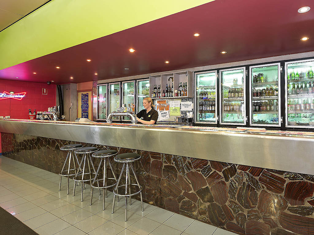 HEDDY'S BAR & BISTRO PORT HEDLAND Restaurants by AccorHotels