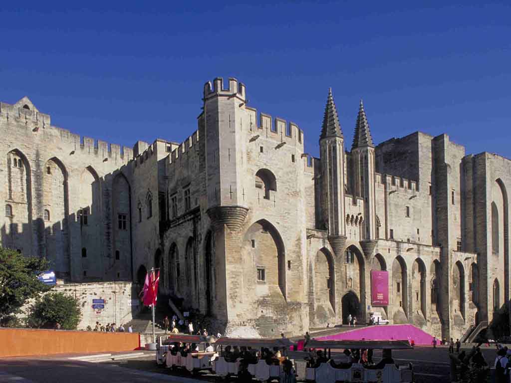 Albergo Mercure Avignon Centre Palais des Papes - Image 4