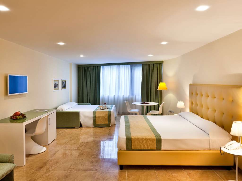 Mercure Villa Romanazzi Carducci Bari — 13/14