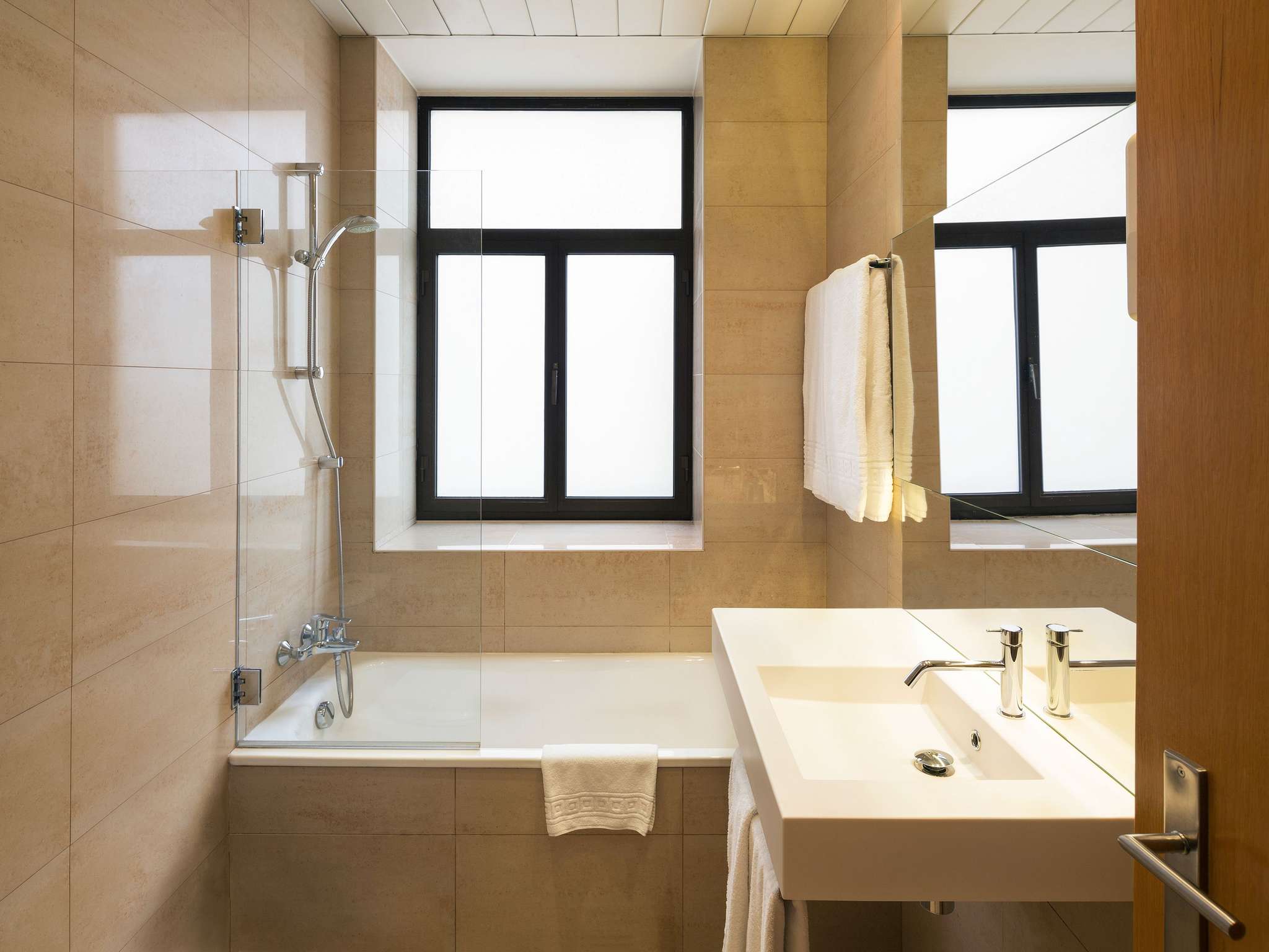 Foto - Mercure Porto Centro Santa Catarina