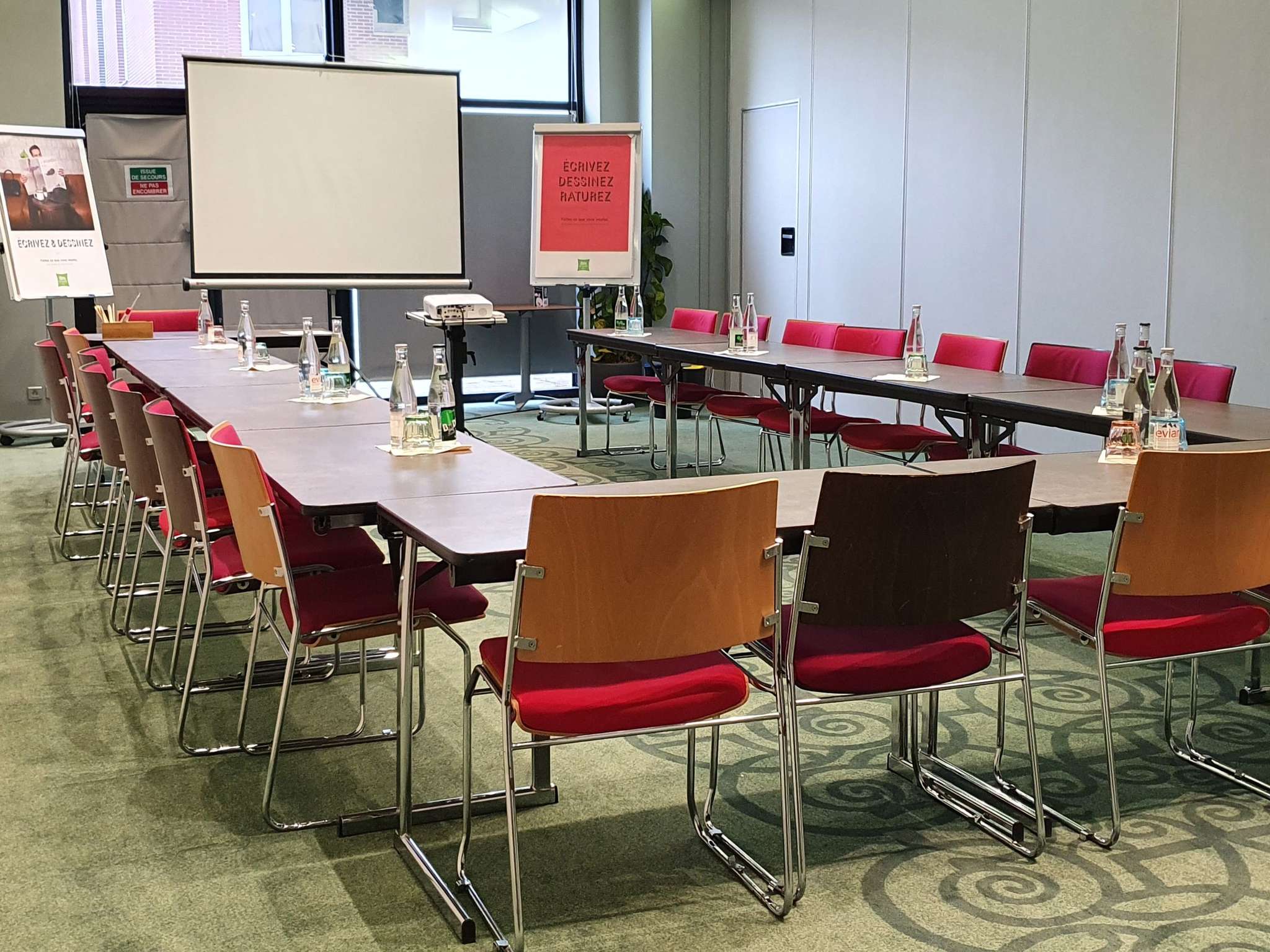 Foto - ibis Styles Evry Courcouronnes Hotel and Events