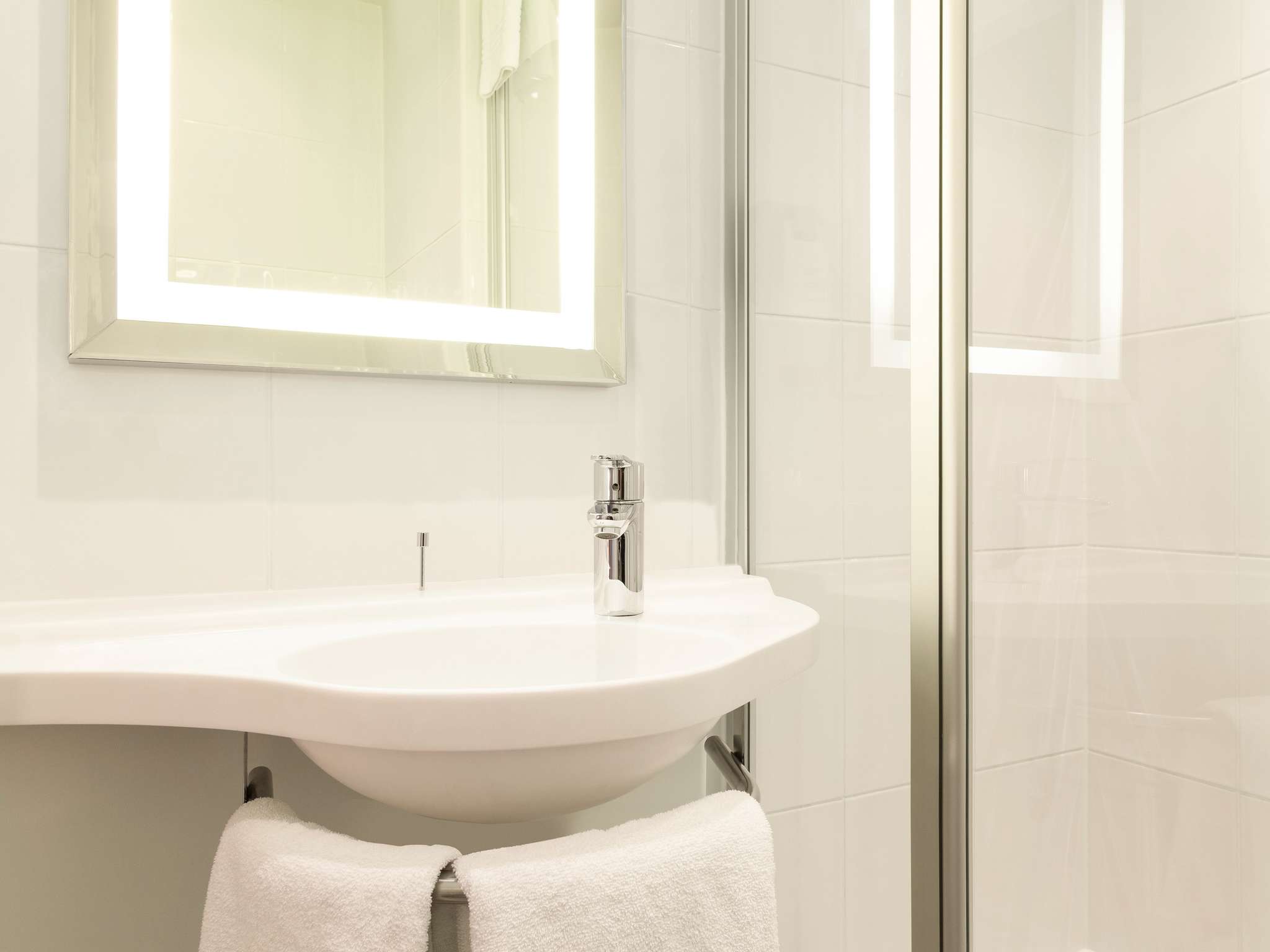 Photo - ibis Edinburgh Centre Royal Mile – Hunter Square