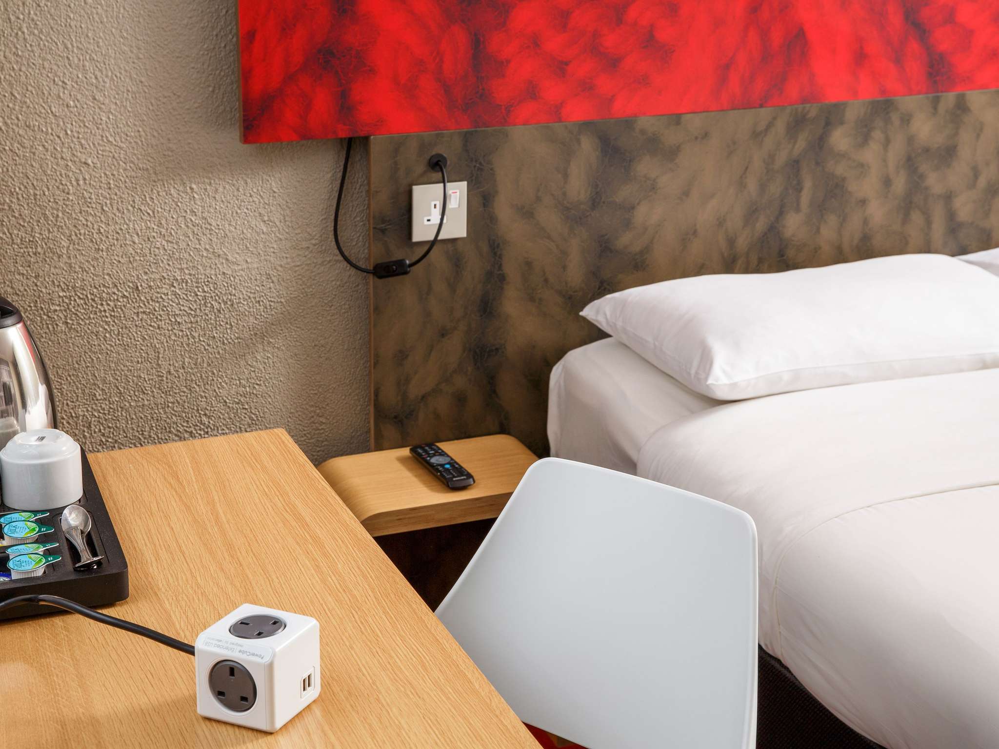 Photo - ibis Edinburgh Centre Royal Mile – Hunter Square