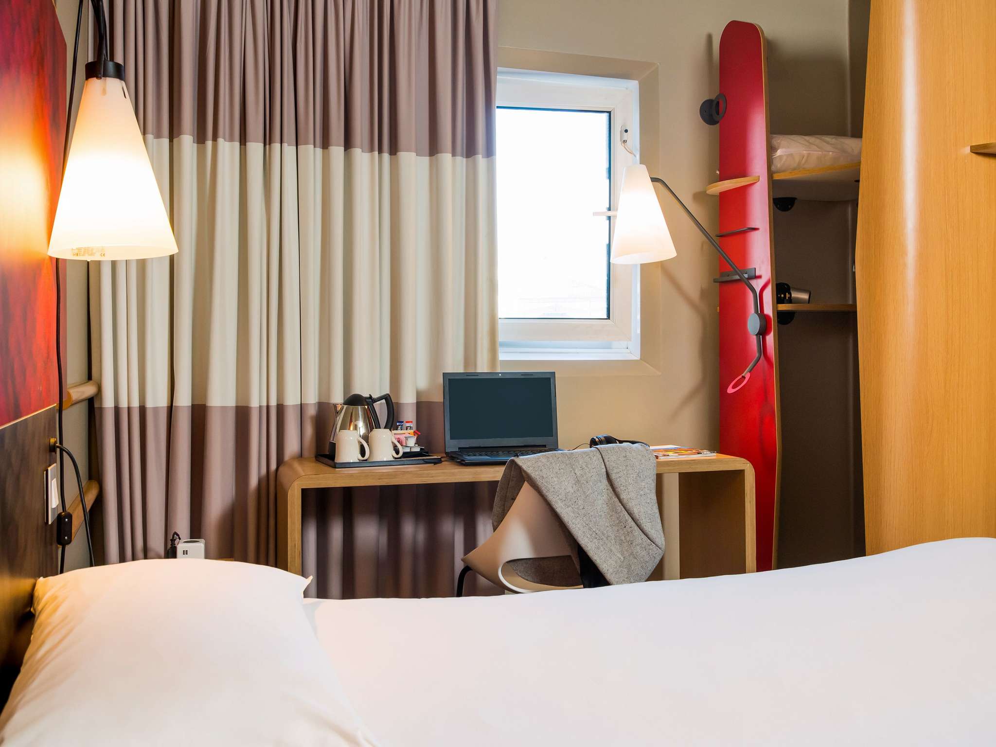 Photo - ibis Edinburgh Centre Royal Mile – Hunter Square