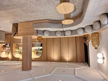 MERCURE PARIS ARC TR WAGRAM