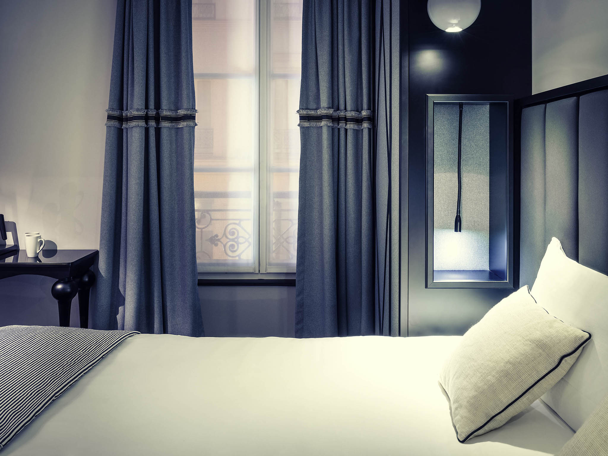 Photo - Arc De Triomphe