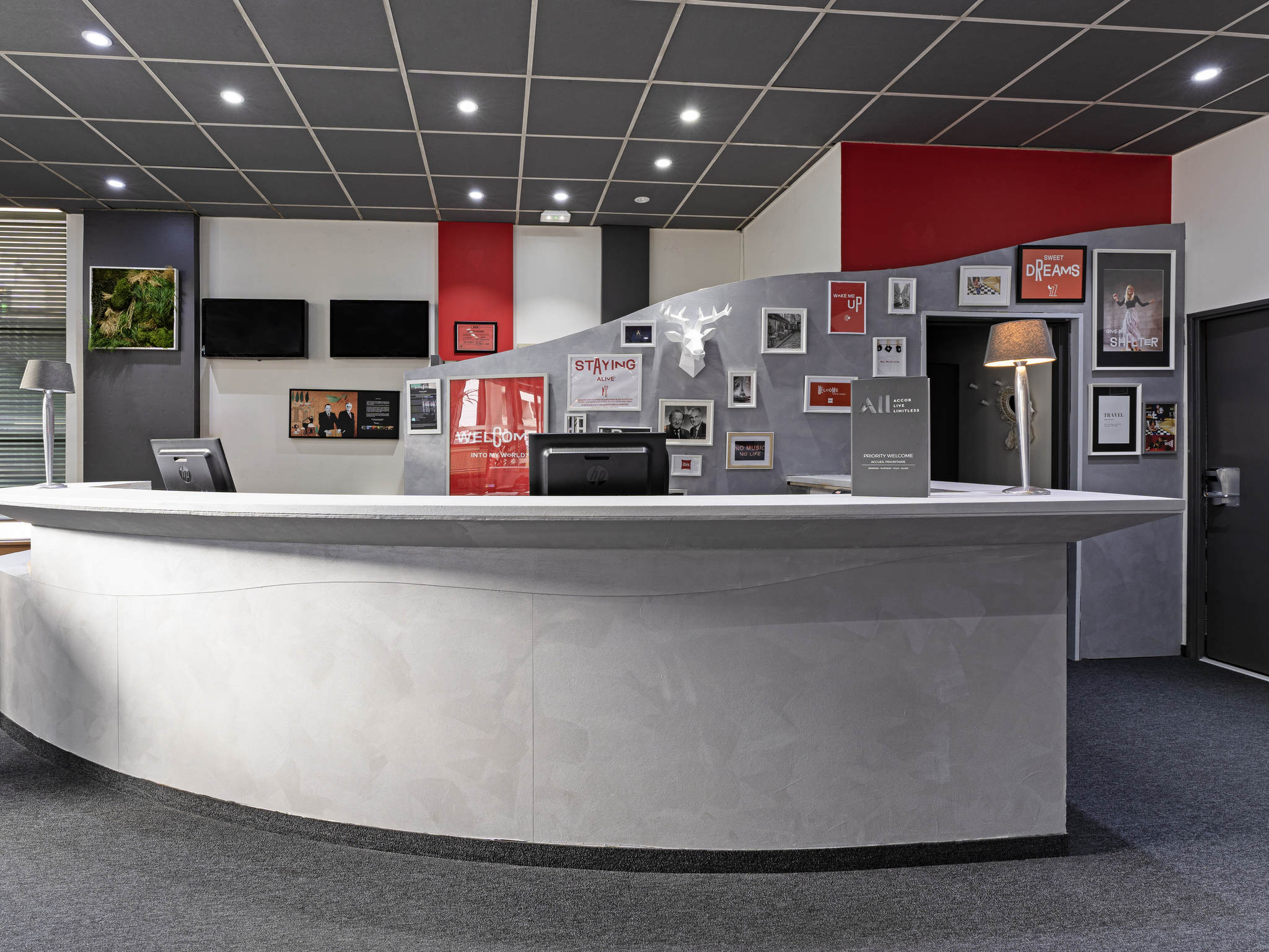 Photo - ibis Paris Pantin Eglise