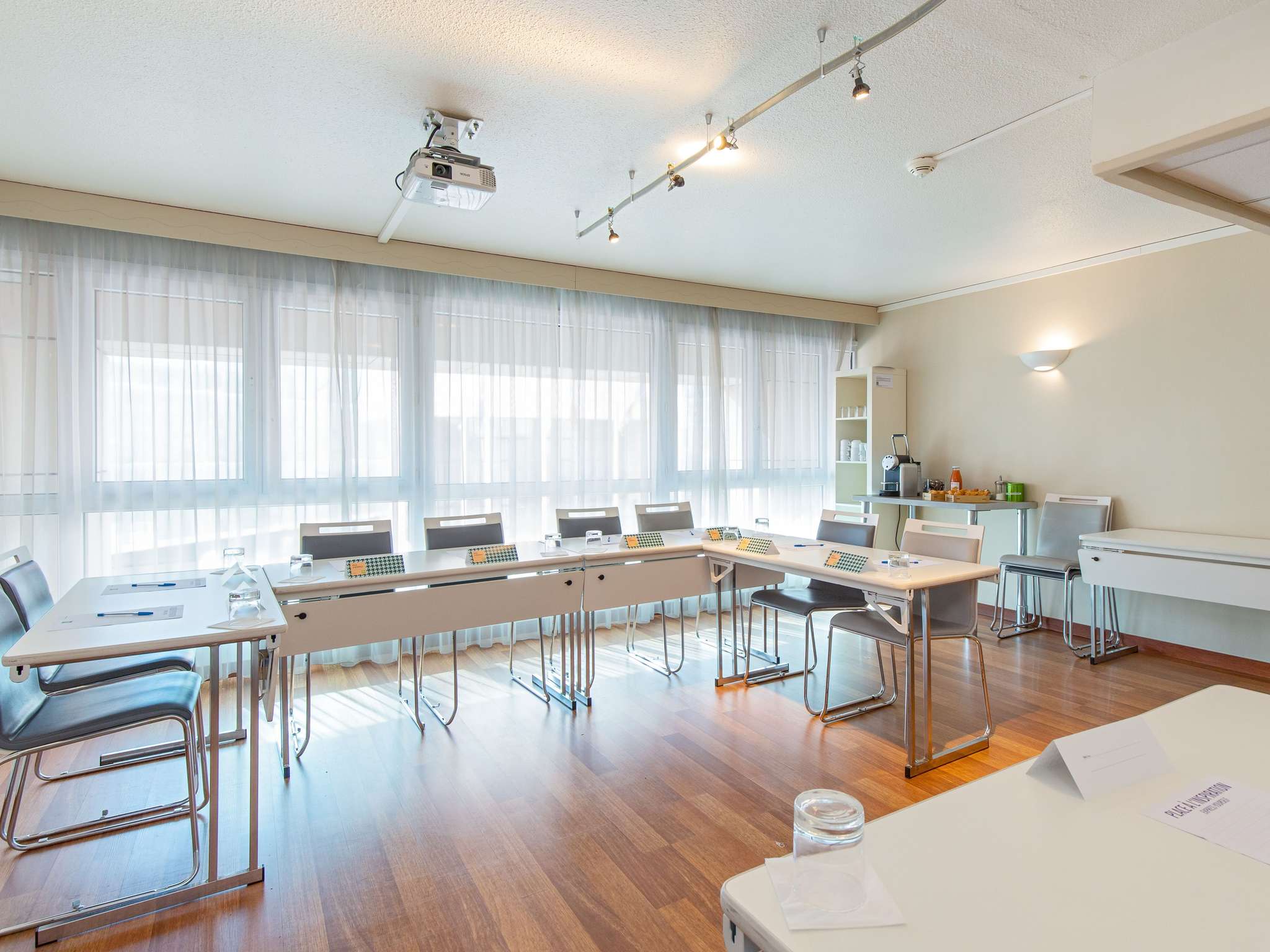 Foto - ibis Styles Toulon Centre Port