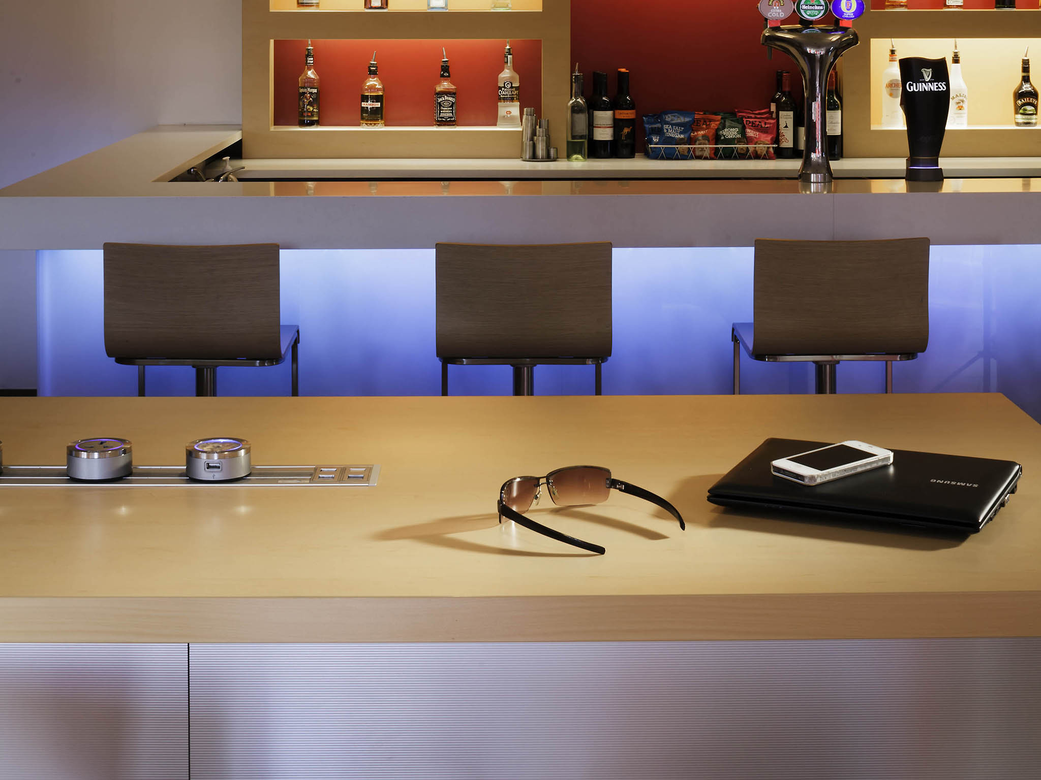 Photo - ibis London Docklands Canary Wharf