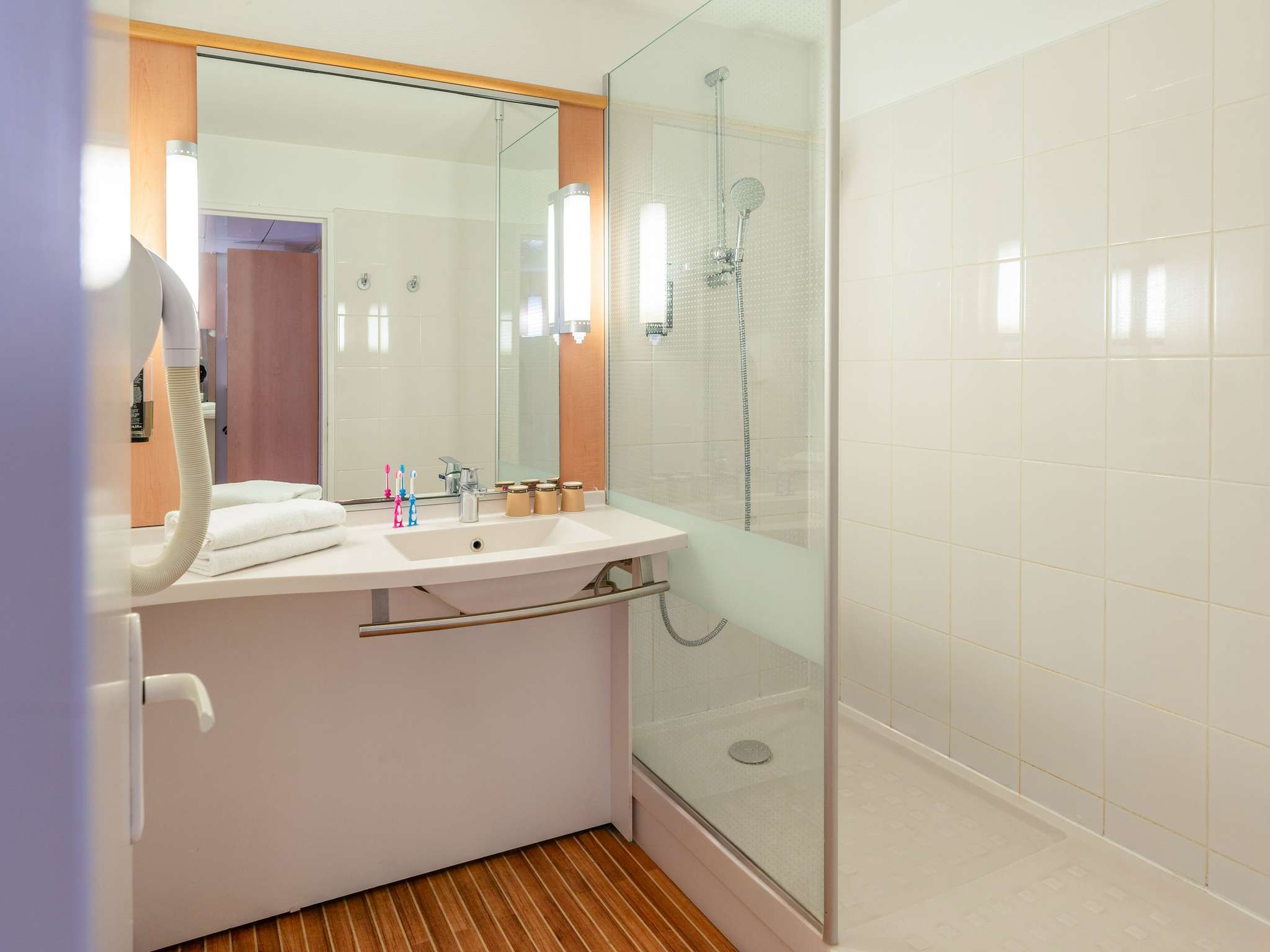 Photo - ibis Paris 17 Clichy-Batignolles