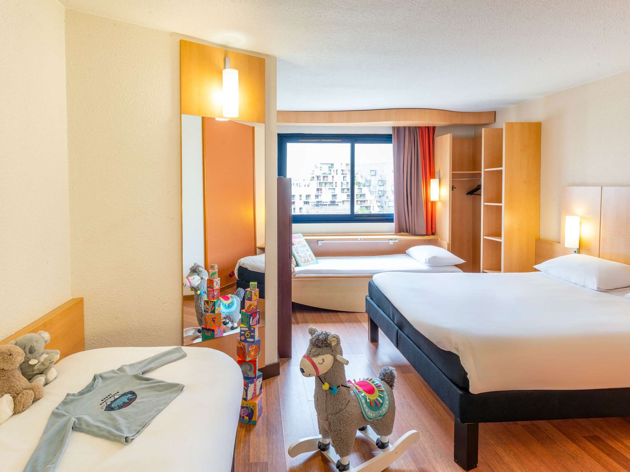Photo - ibis Paris 17 Clichy-Batignolles