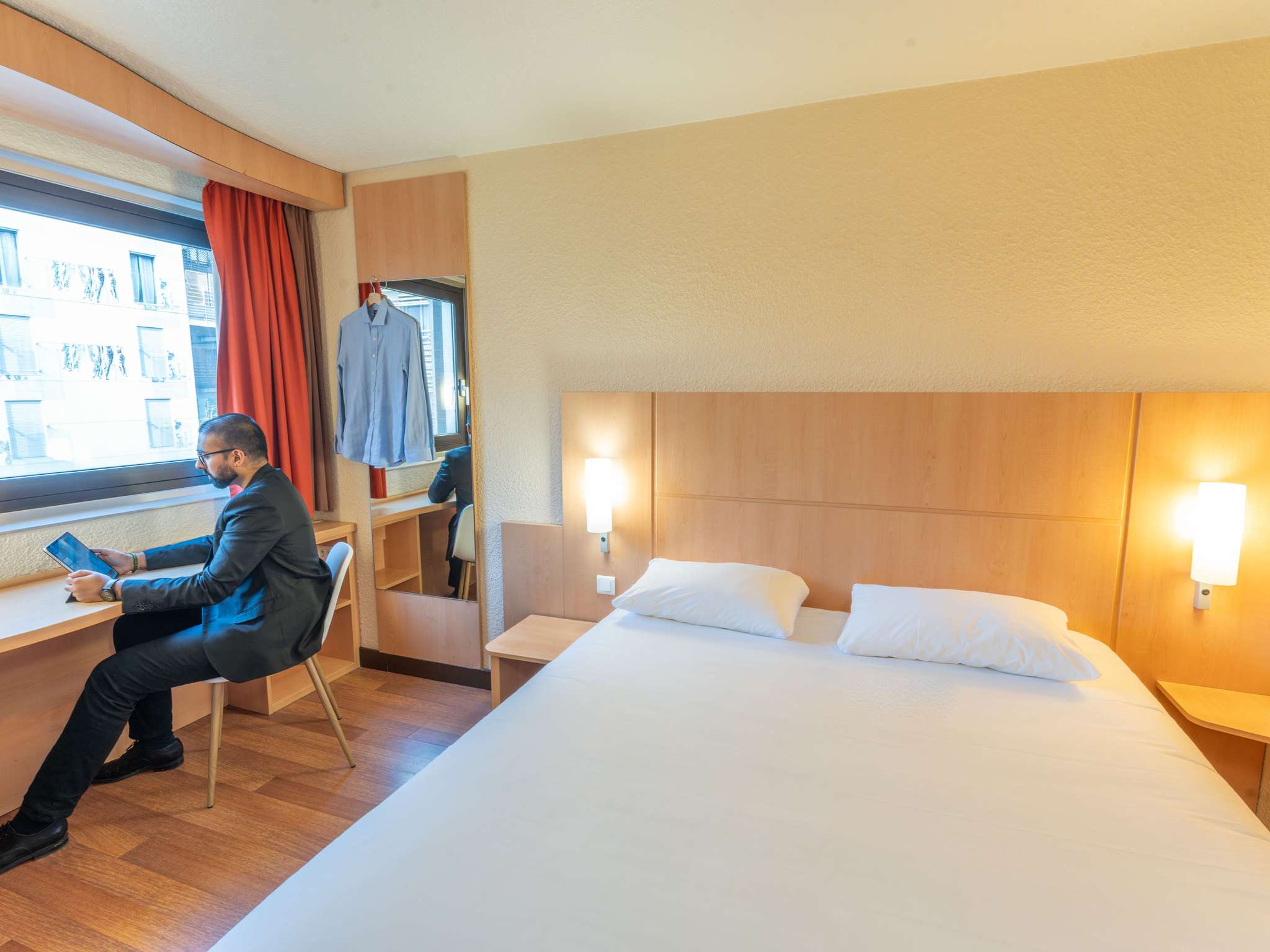 Photo - ibis Paris 17 Clichy-Batignolles