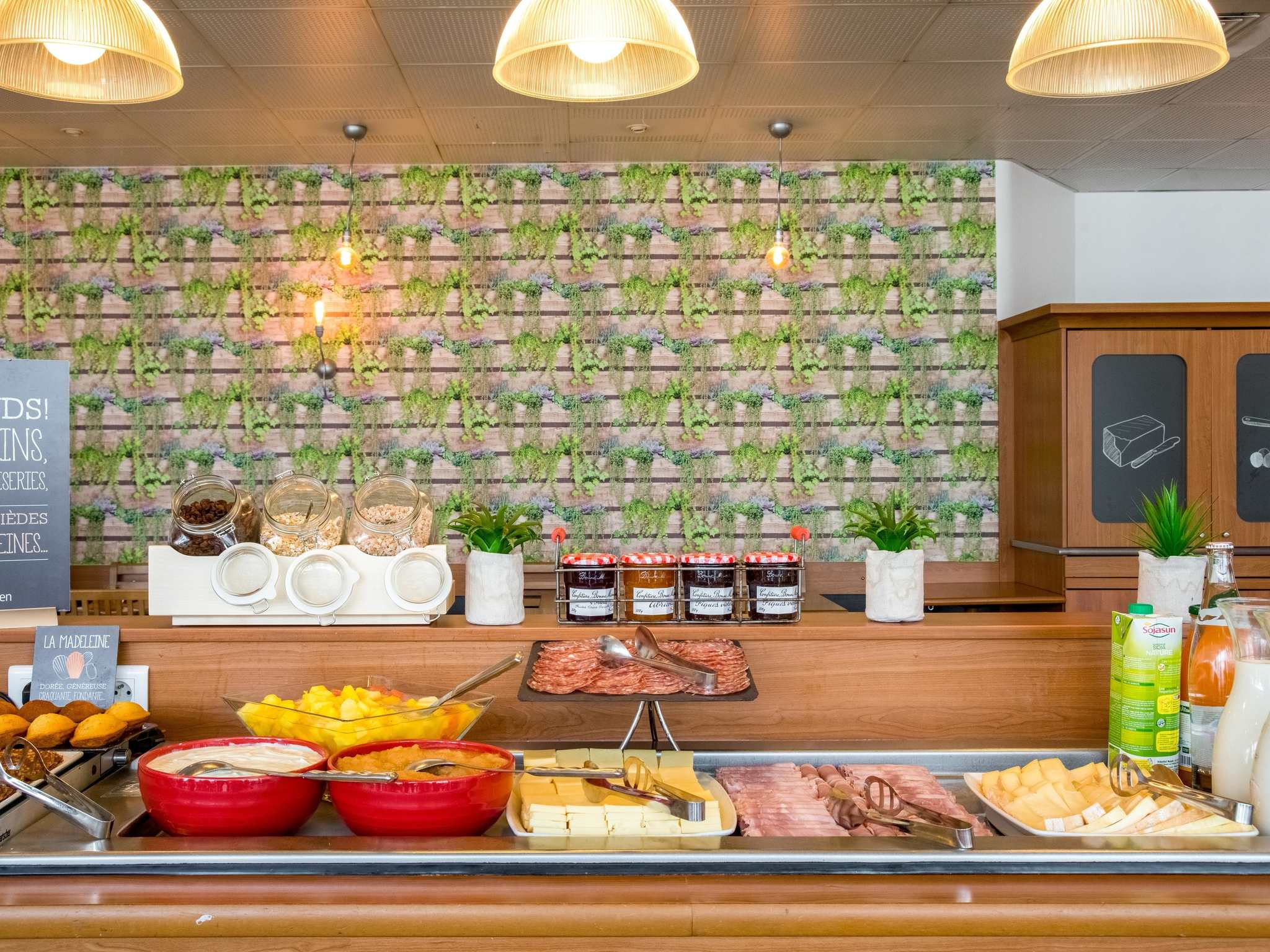 Photo - ibis Paris 17 Clichy-Batignolles