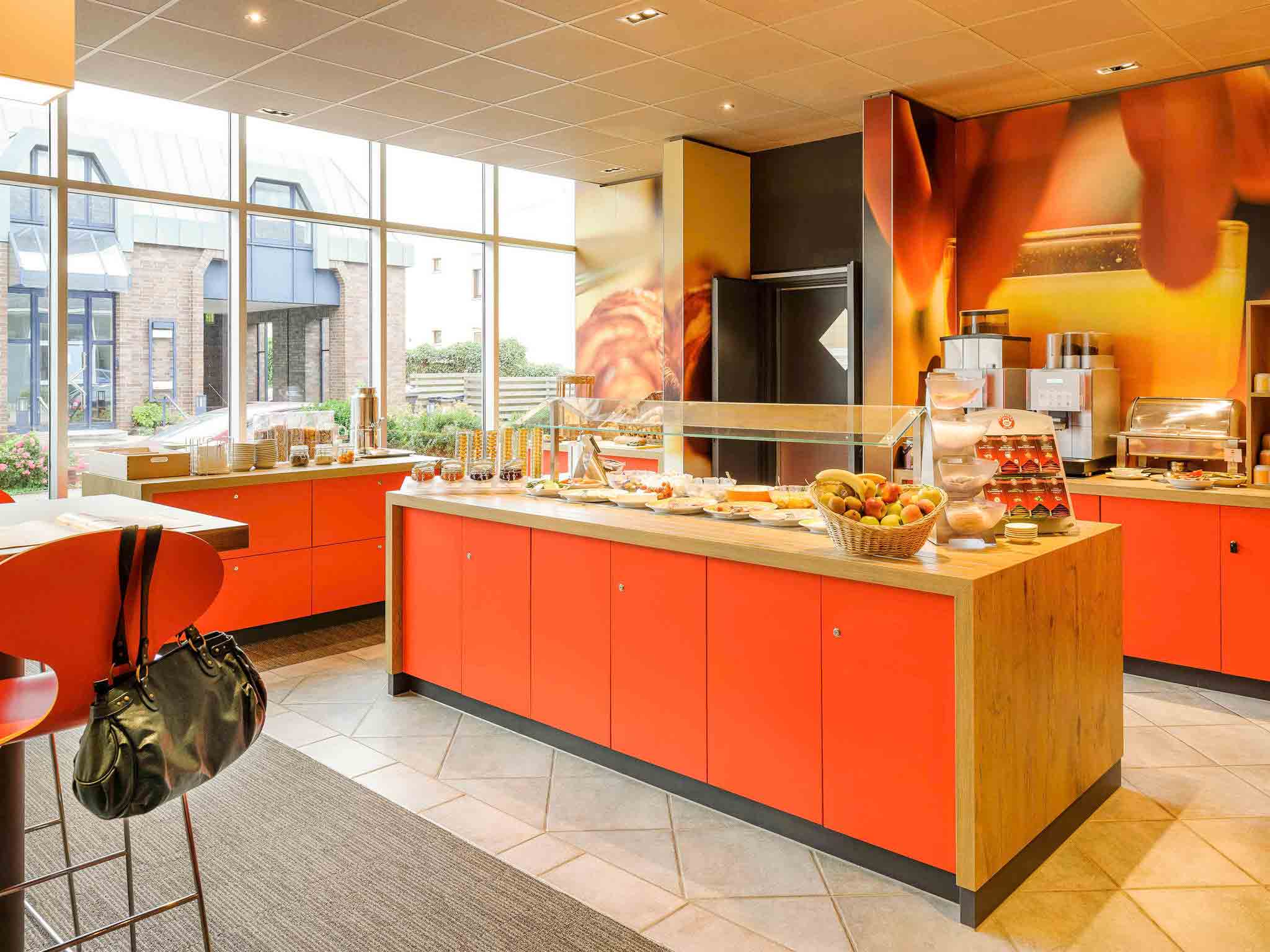 Photo - ibis Luebeck City