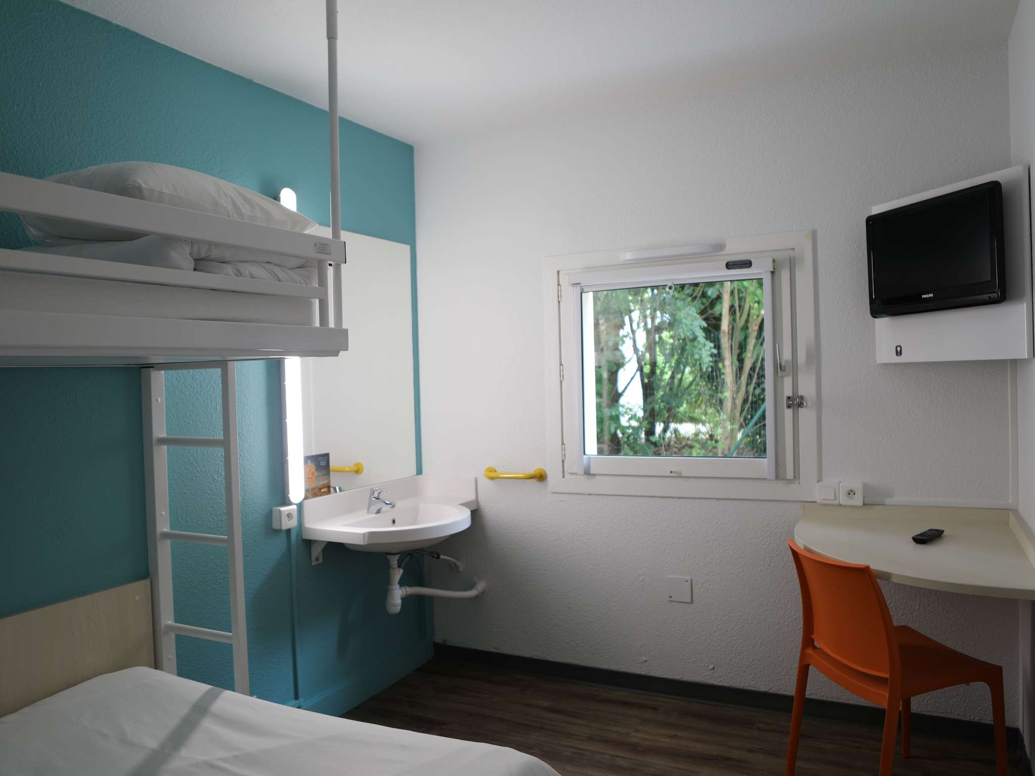 Foto - hotelF1 Orange Centre Echangeur A7 A9