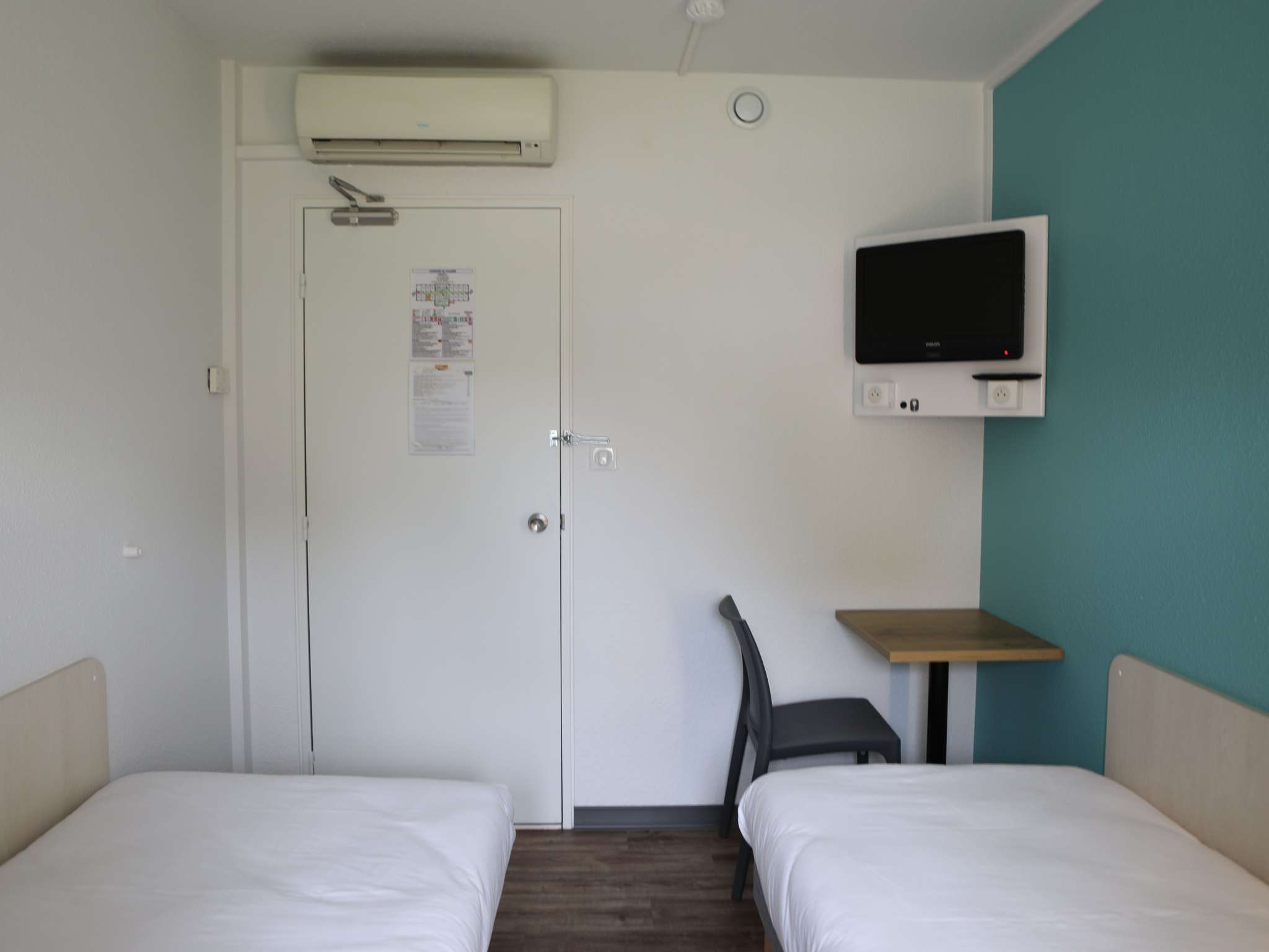 Foto - hotelF1 Orange Centre Echangeur A7 A9