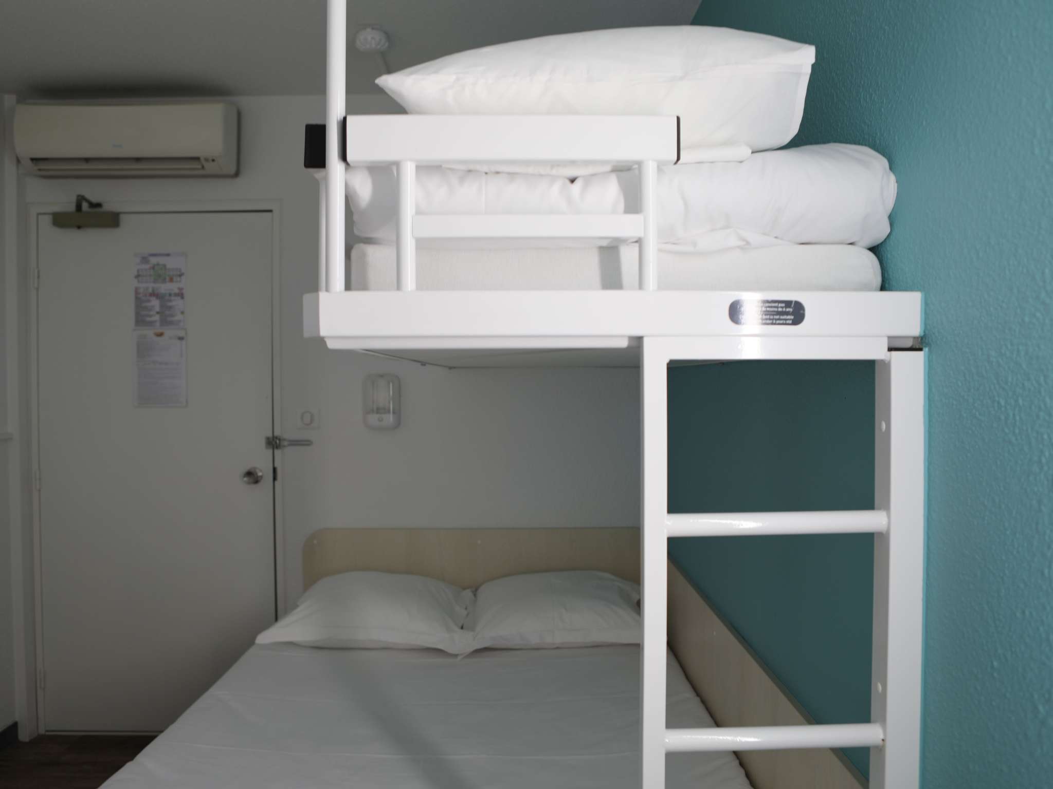 Foto - hotelF1 Orange Centre Echangeur A7 A9