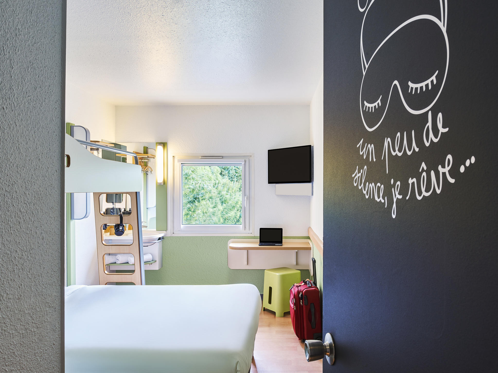 Foto - ibis budget Santeny