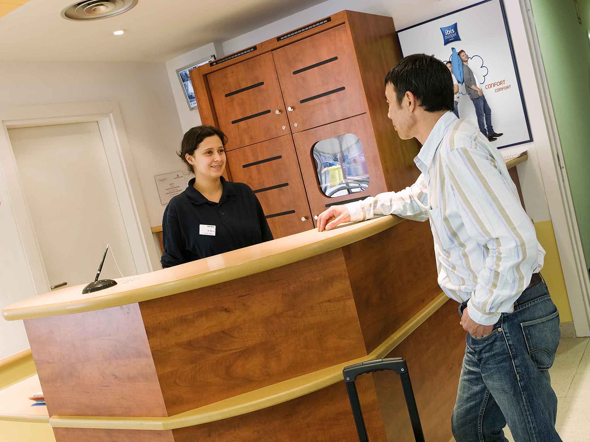 Foto - ibis budget Santeny