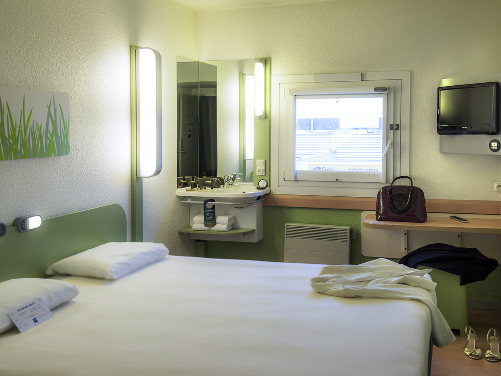 ibis budget Cergy Pierrelaye - Image 1