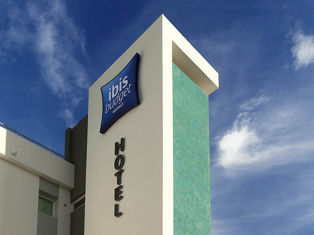 ibis budget Dunkerque Grande-Synthe - Image 1