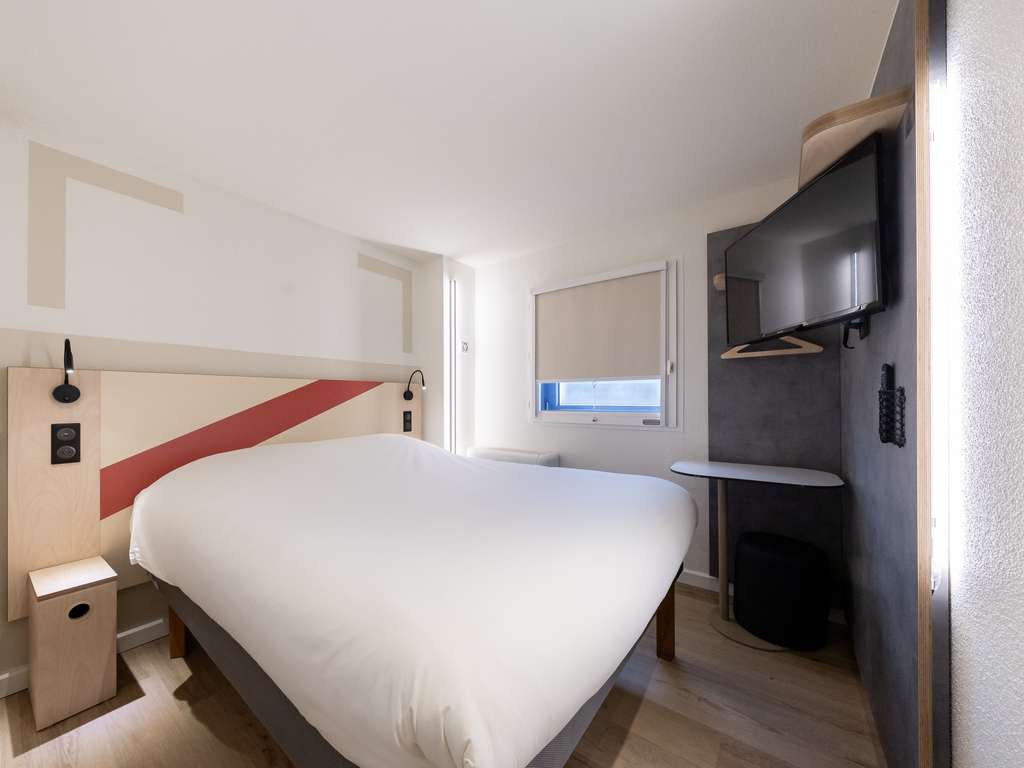 ibis budget Bordeaux centre Mériadeck - Image 1