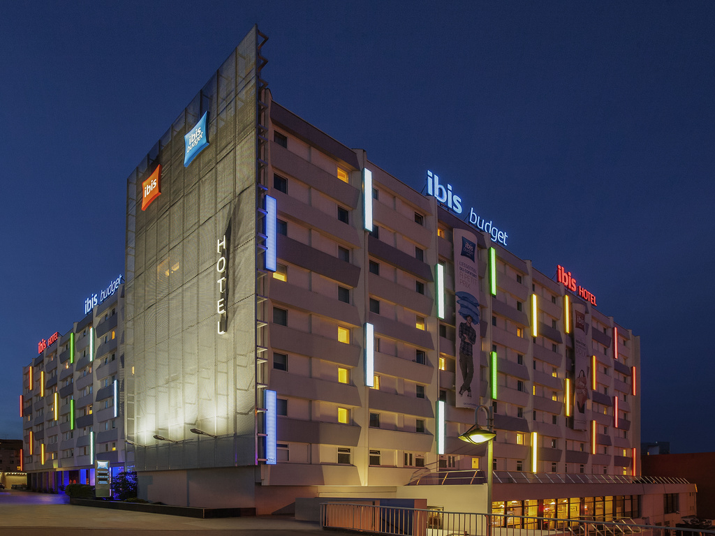 ibis budget Paris Porte de Bagnolet - Image 2