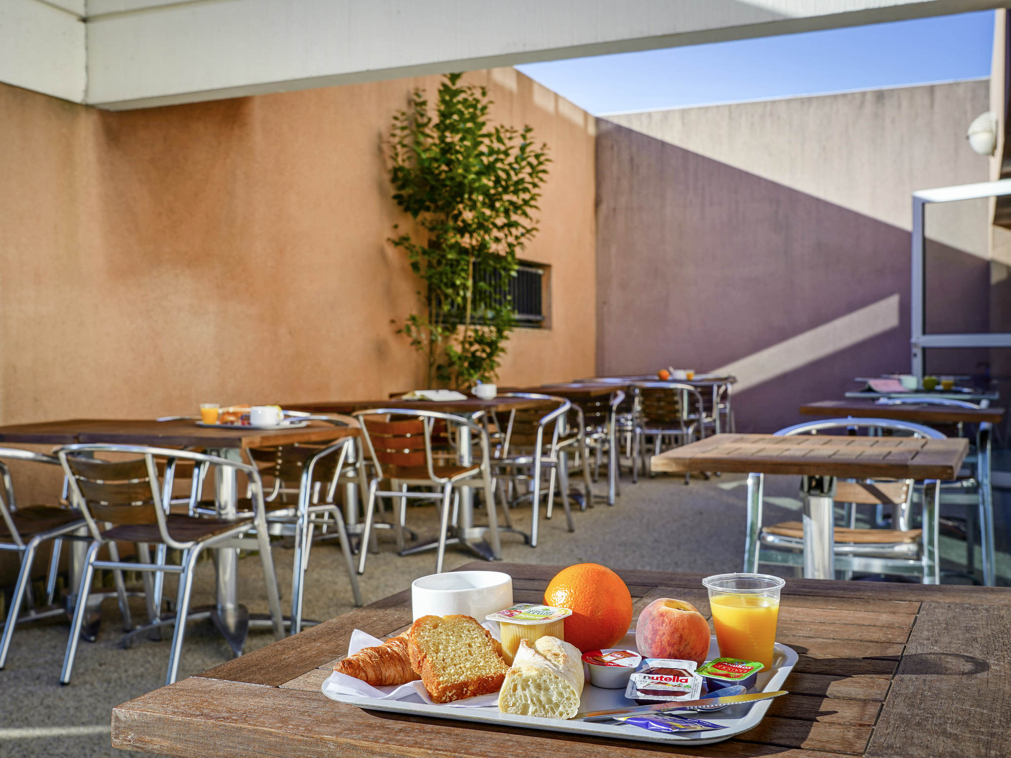 Photo - ibis Aubenas