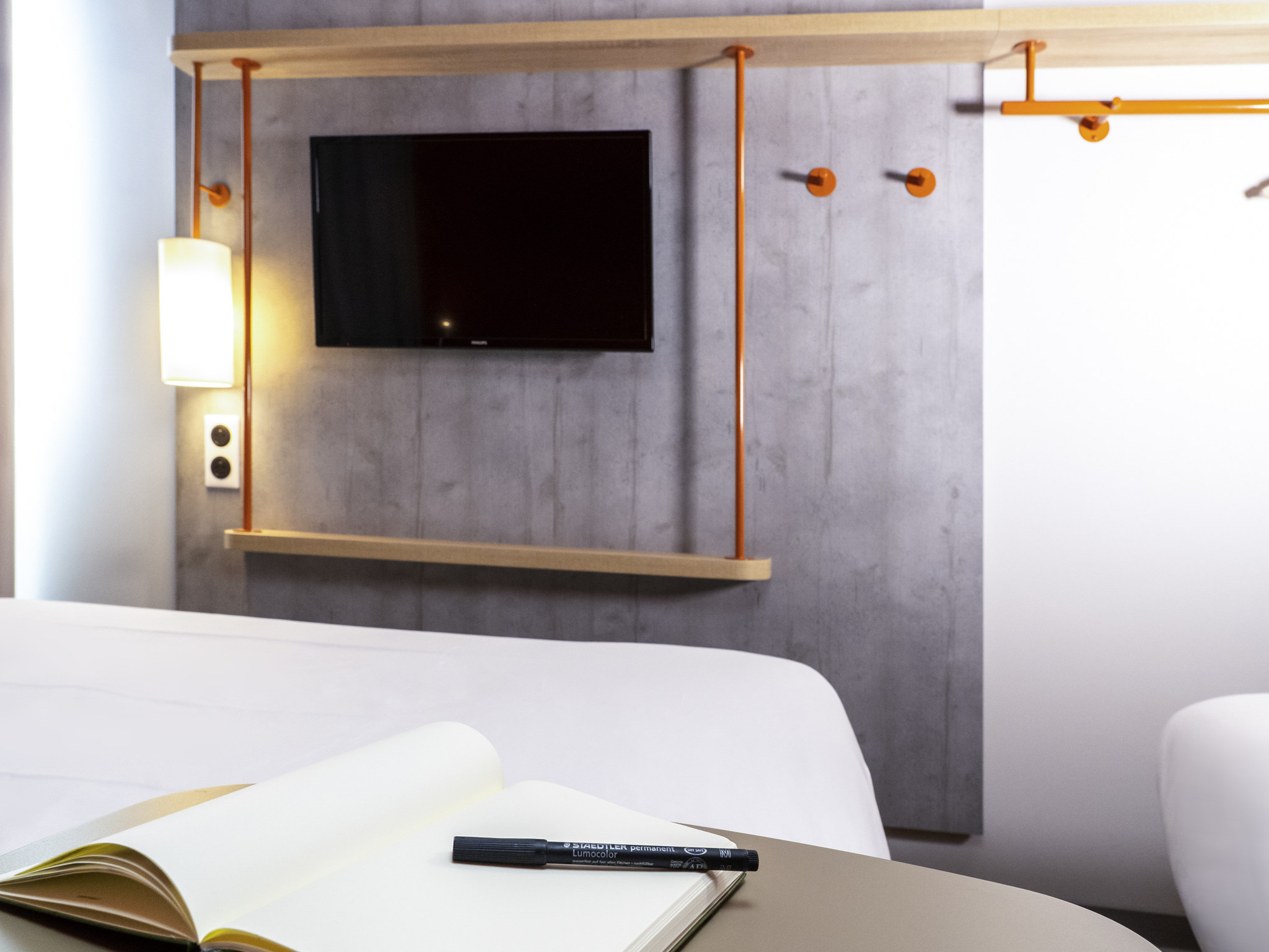 Photo - ibis Aubenas