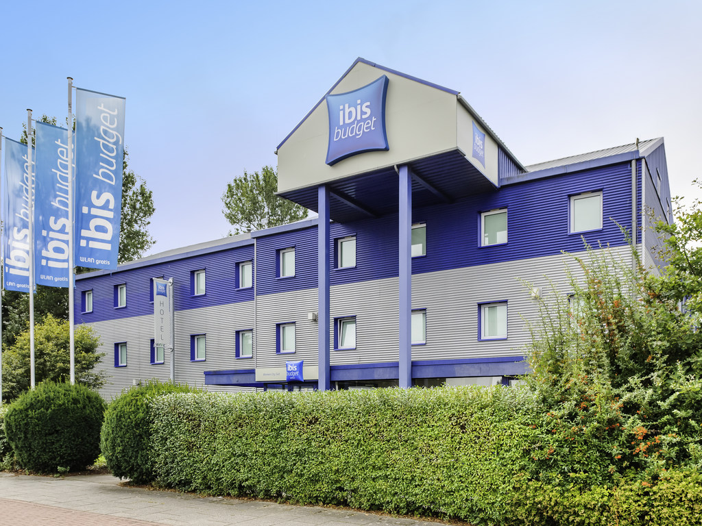 ibis Budget Bremen City Süd - Image 1