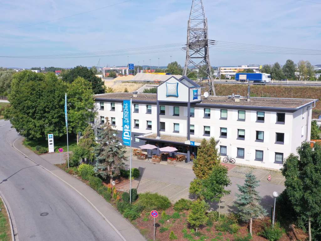 Photo - B&B HOTEL Regensburg-Ost