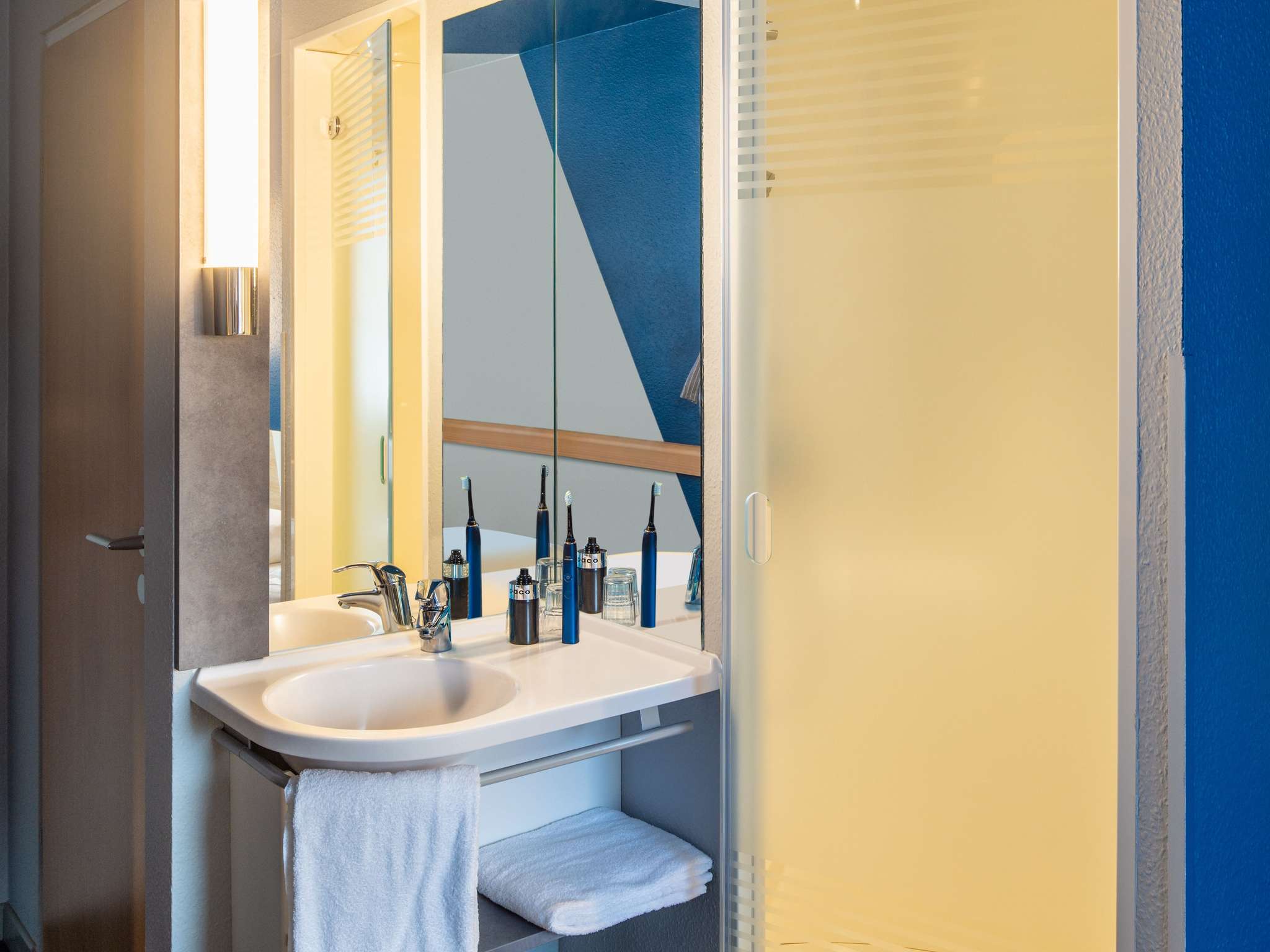 Foto - Ibis budget Hamburg Quickborn