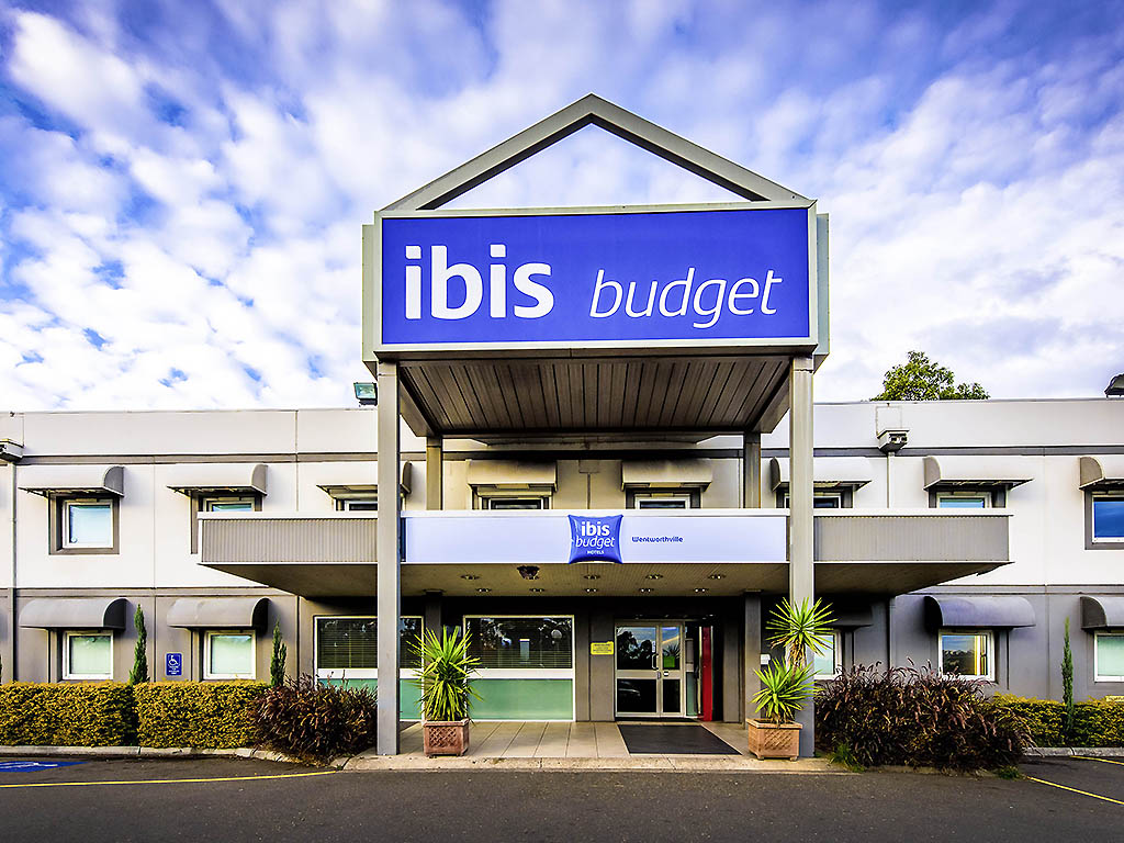 ibis budget Wentworthville - Image 1