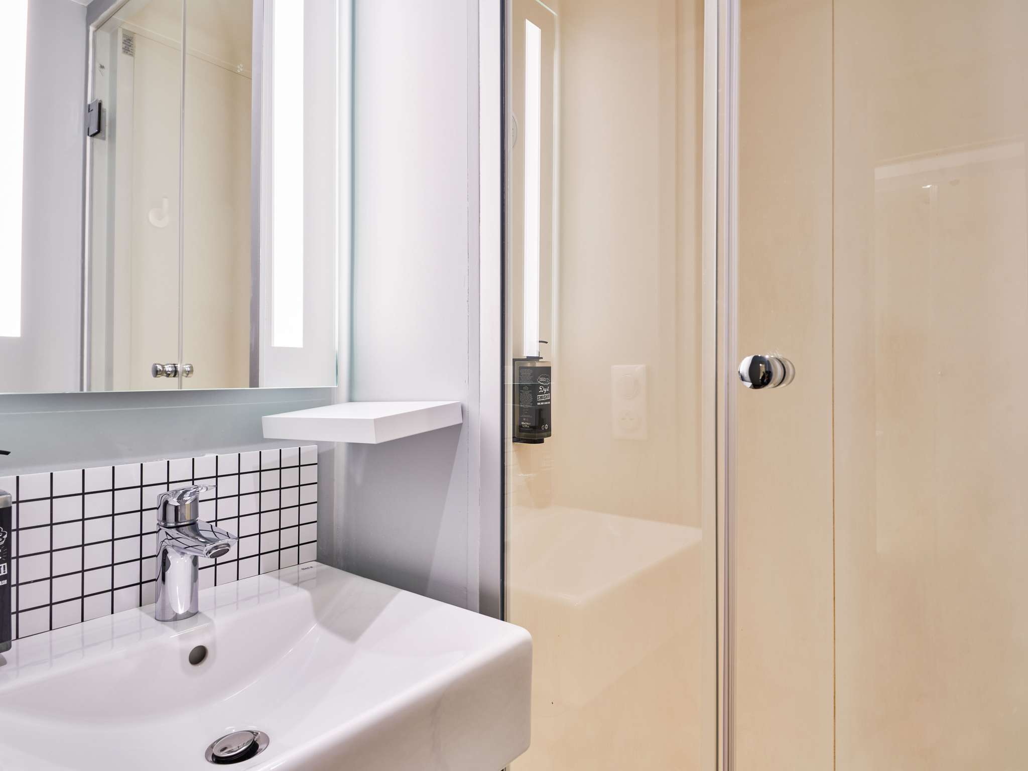 Photo - ibis budget Saint-Maurice