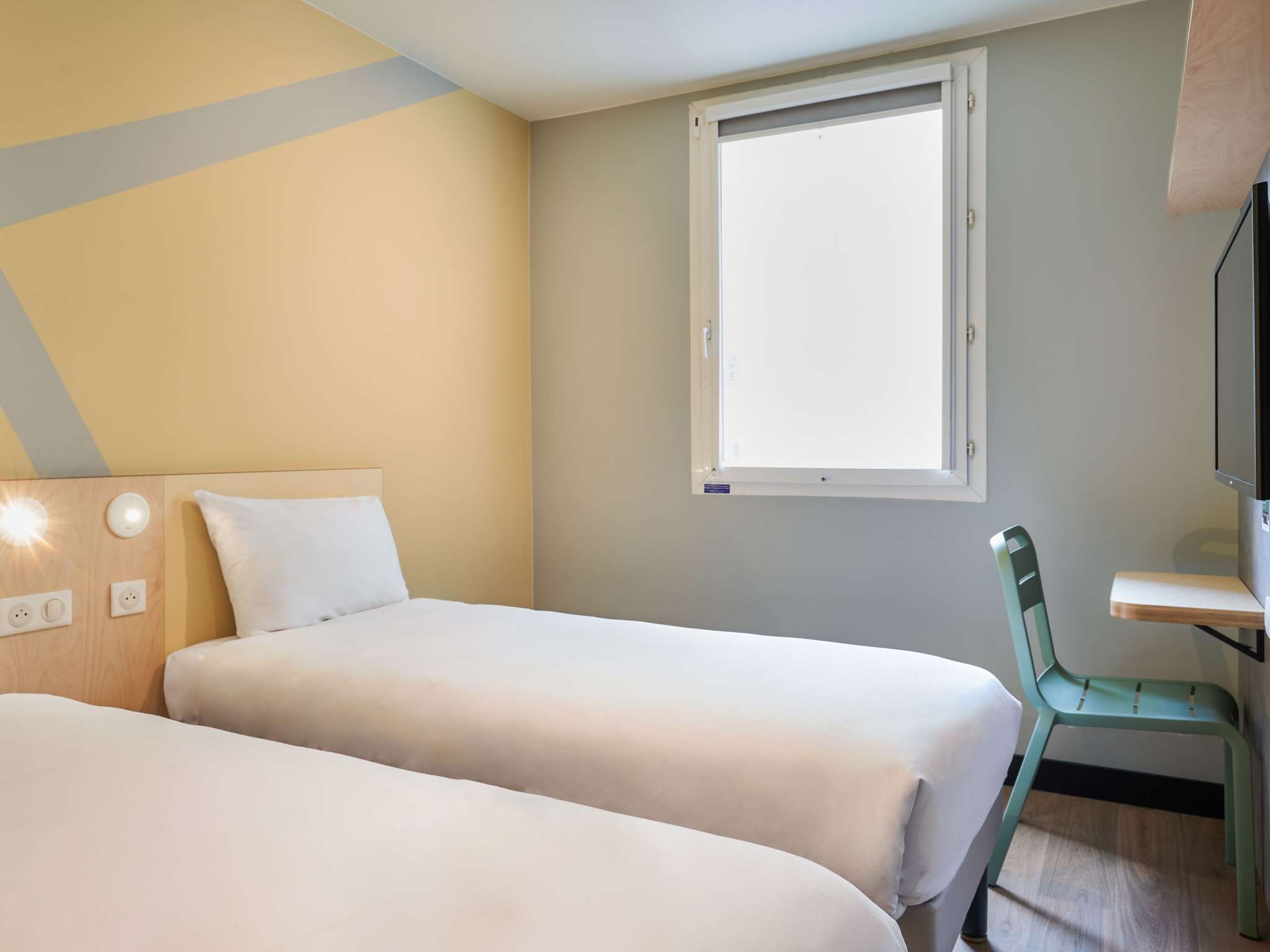 Photo - ibis budget Saint-Maurice