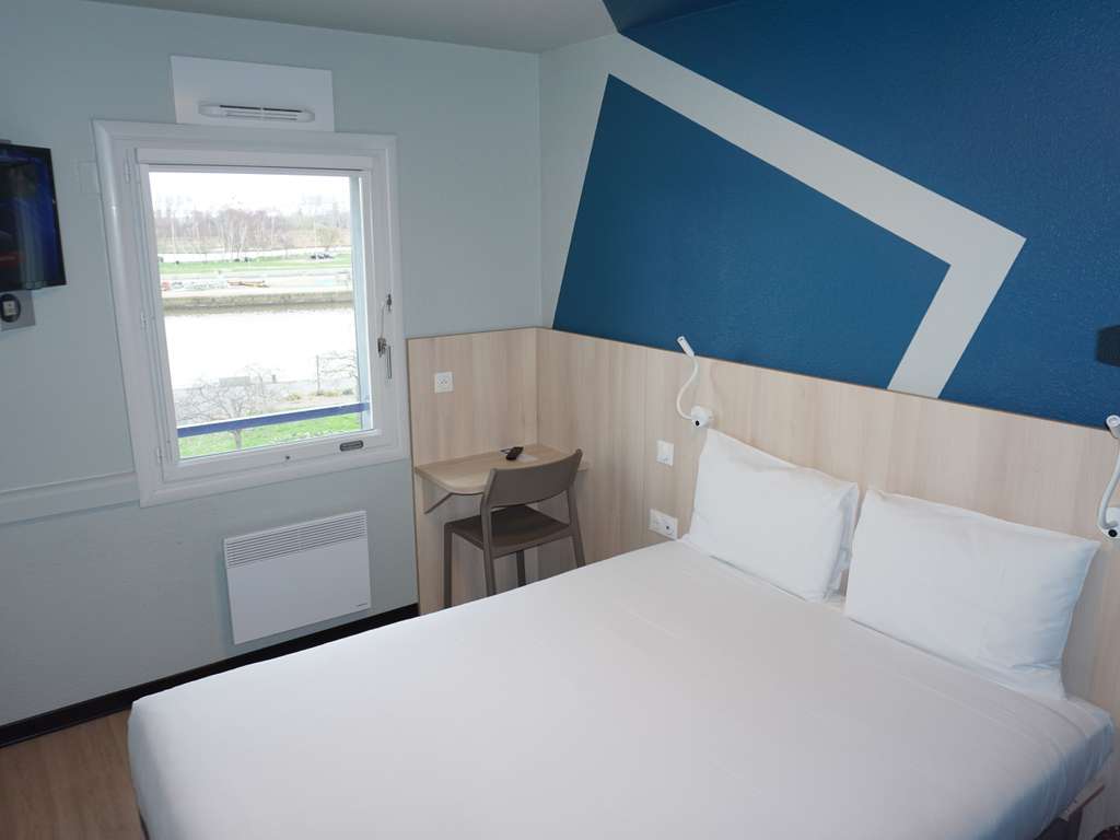 ibis budget Honfleur Centre-Ville - Image 1