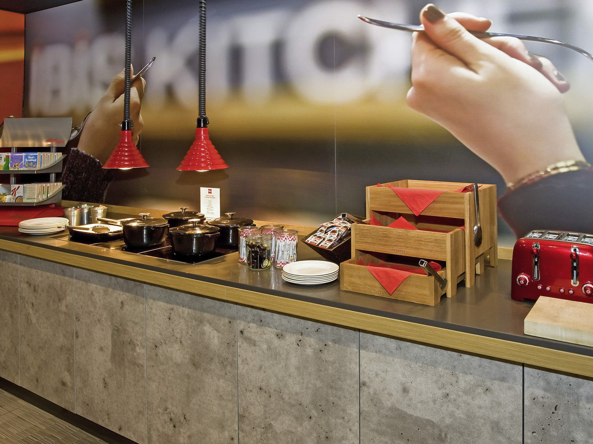 Photo - Ibis Sheffield City