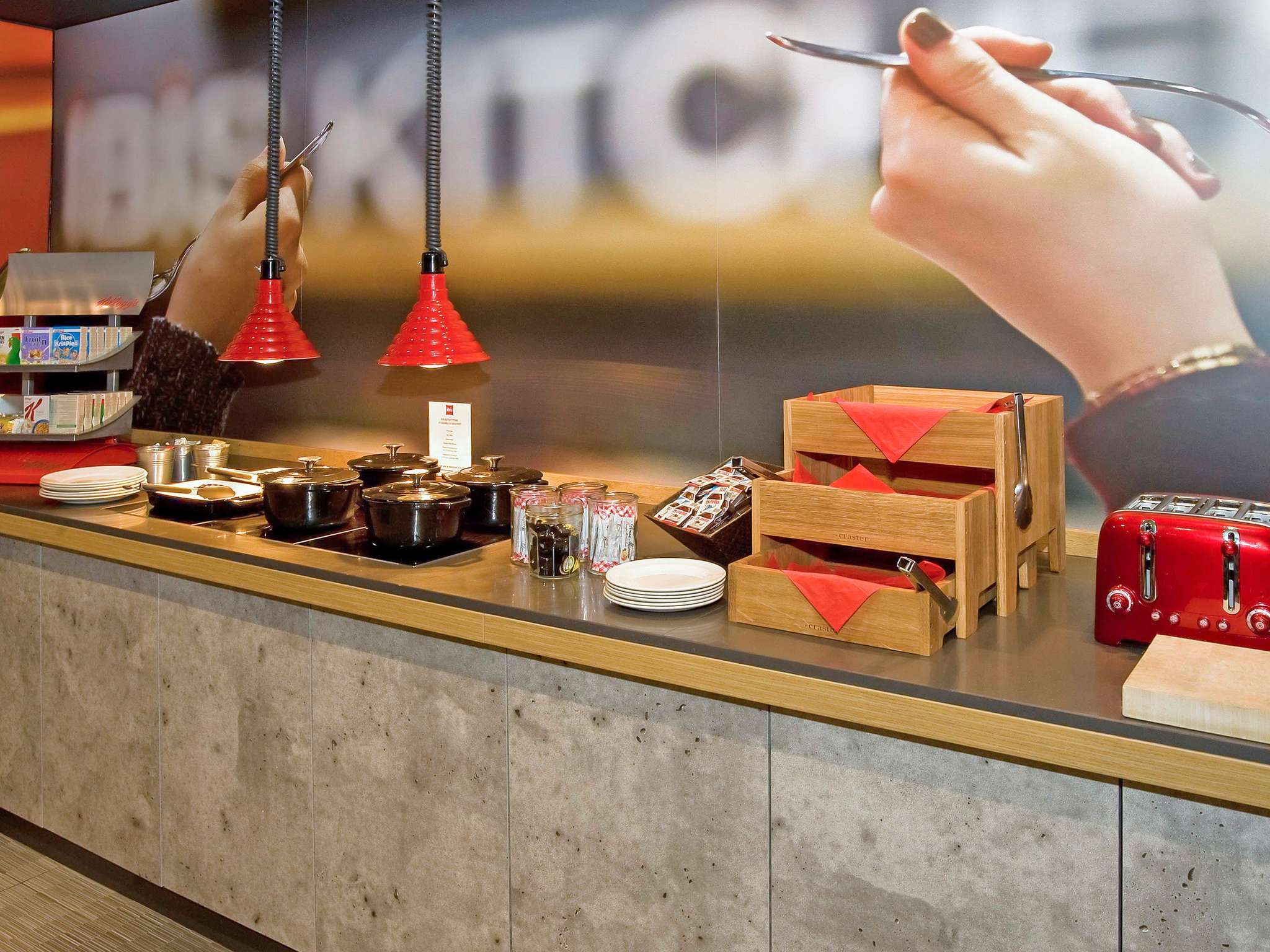 Photo - Ibis Sheffield City