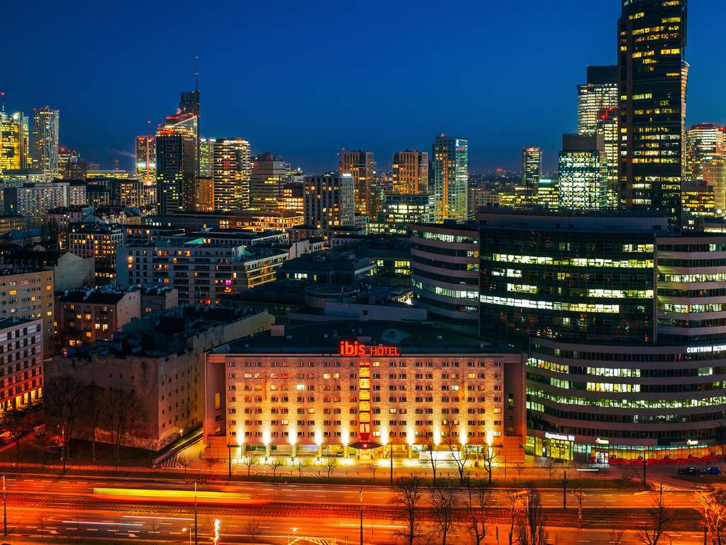 ibis Warszawa Centrum - Image 1