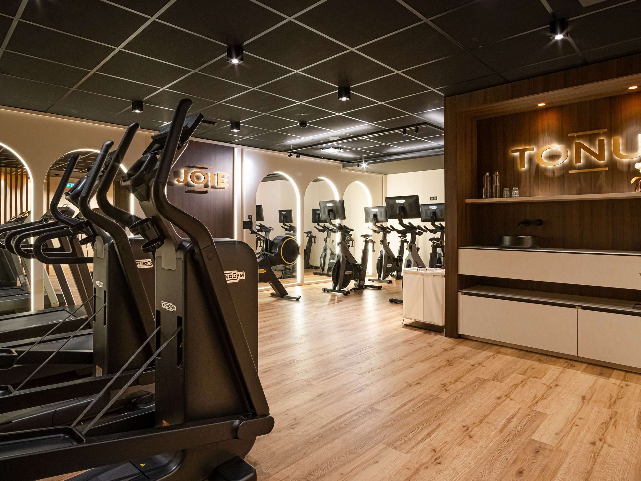 Photo - Mercure Saint-Lary