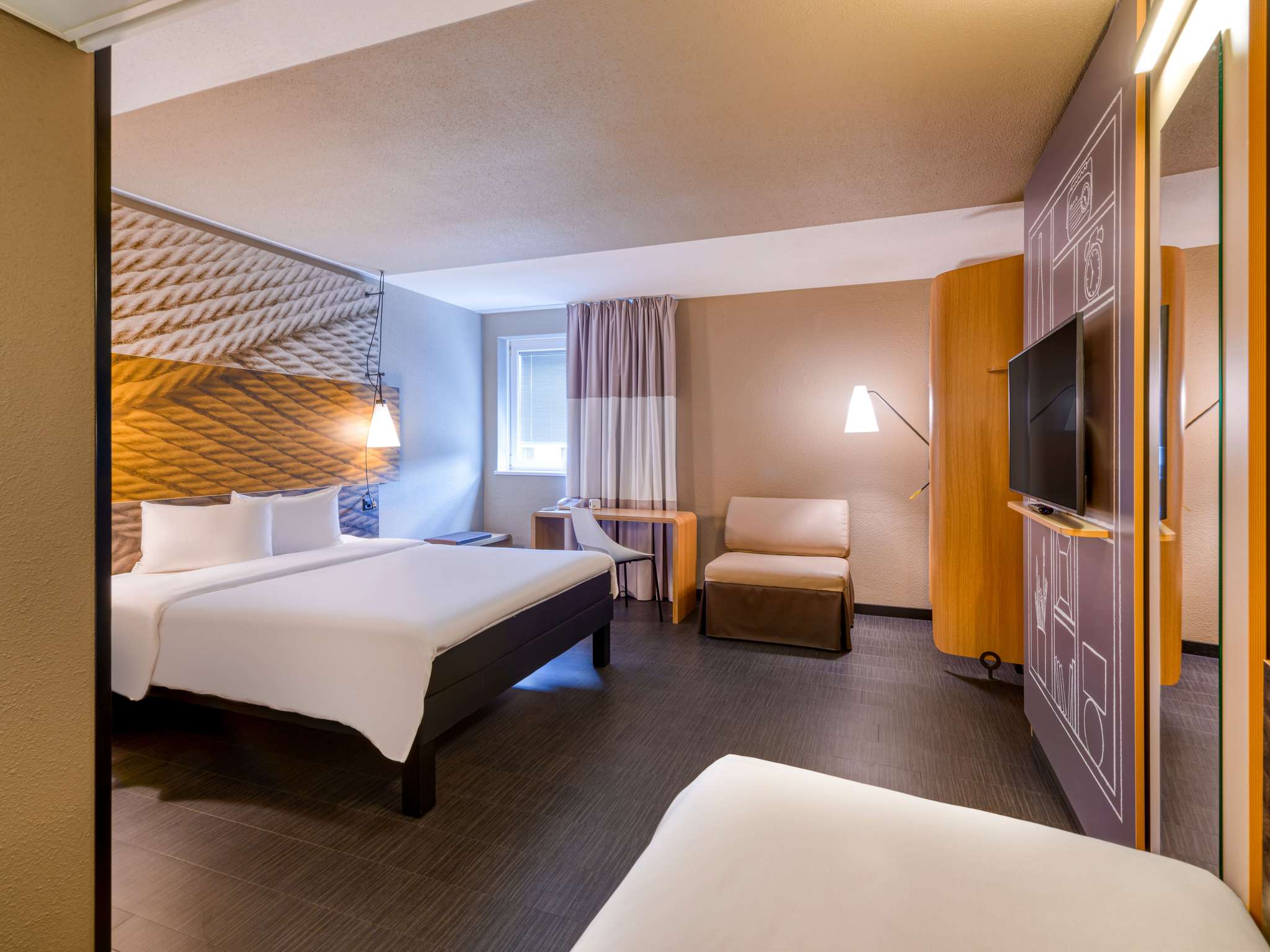 Foto - ibis Zürich City West